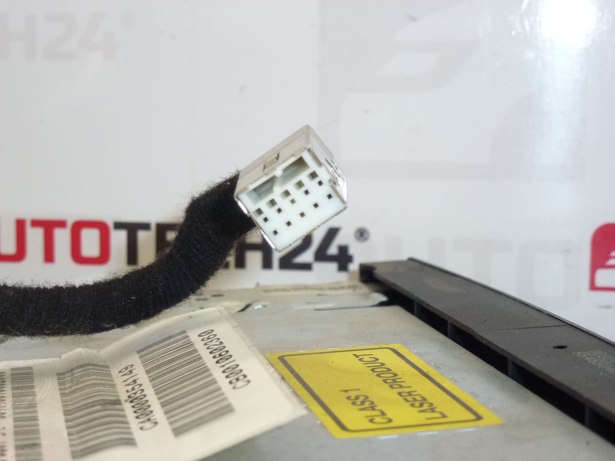 Авторадио Citroën Peugeot RT3-B5-N3 96640239XT 6574T8 - Image 2