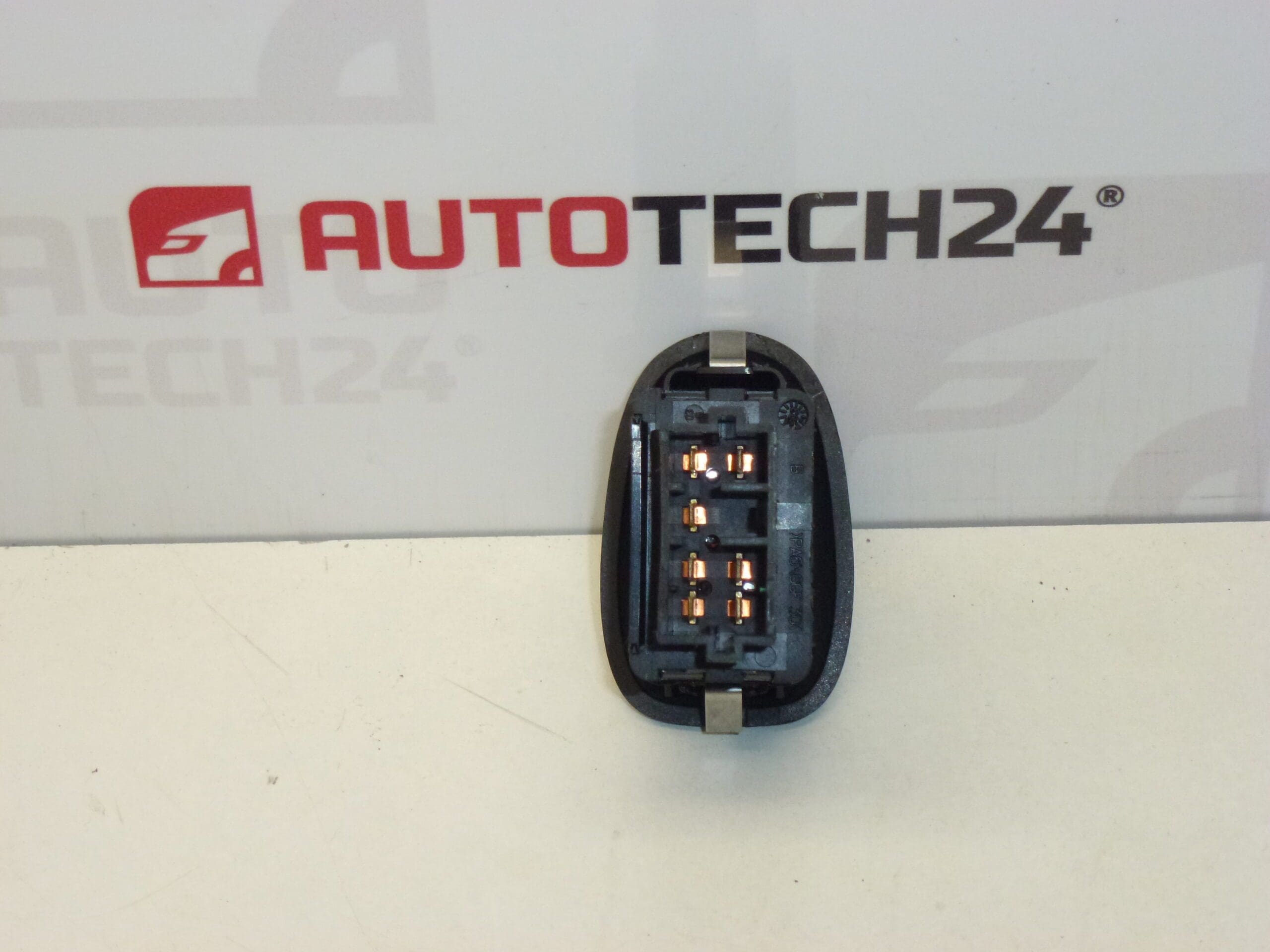 Държач за задния прозорец Citroën C3 Pluriel 6552FZ - Image 2