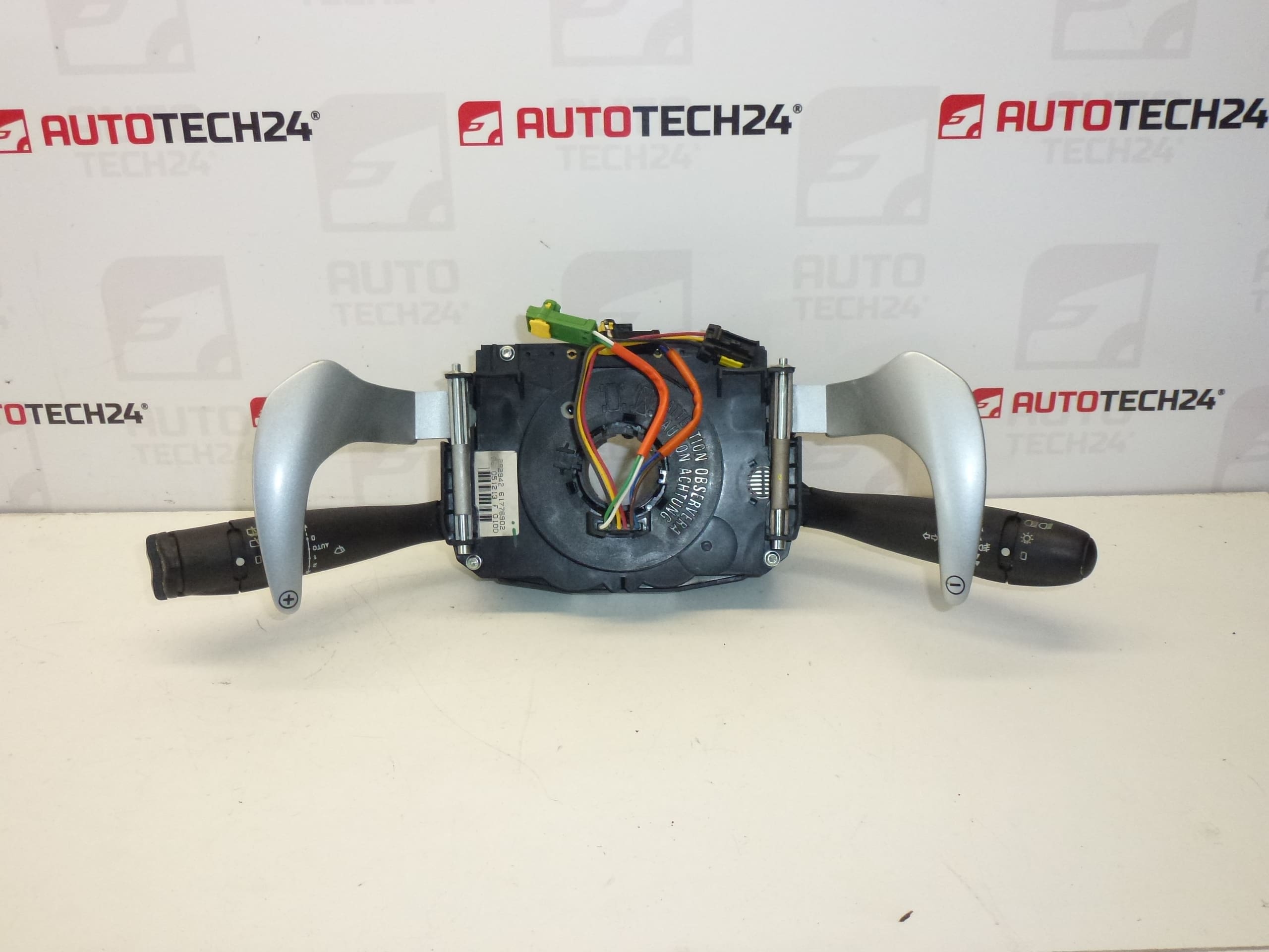 Citroën C2 C3 Управление на лоста 96616083XT 6239HW 6242N1