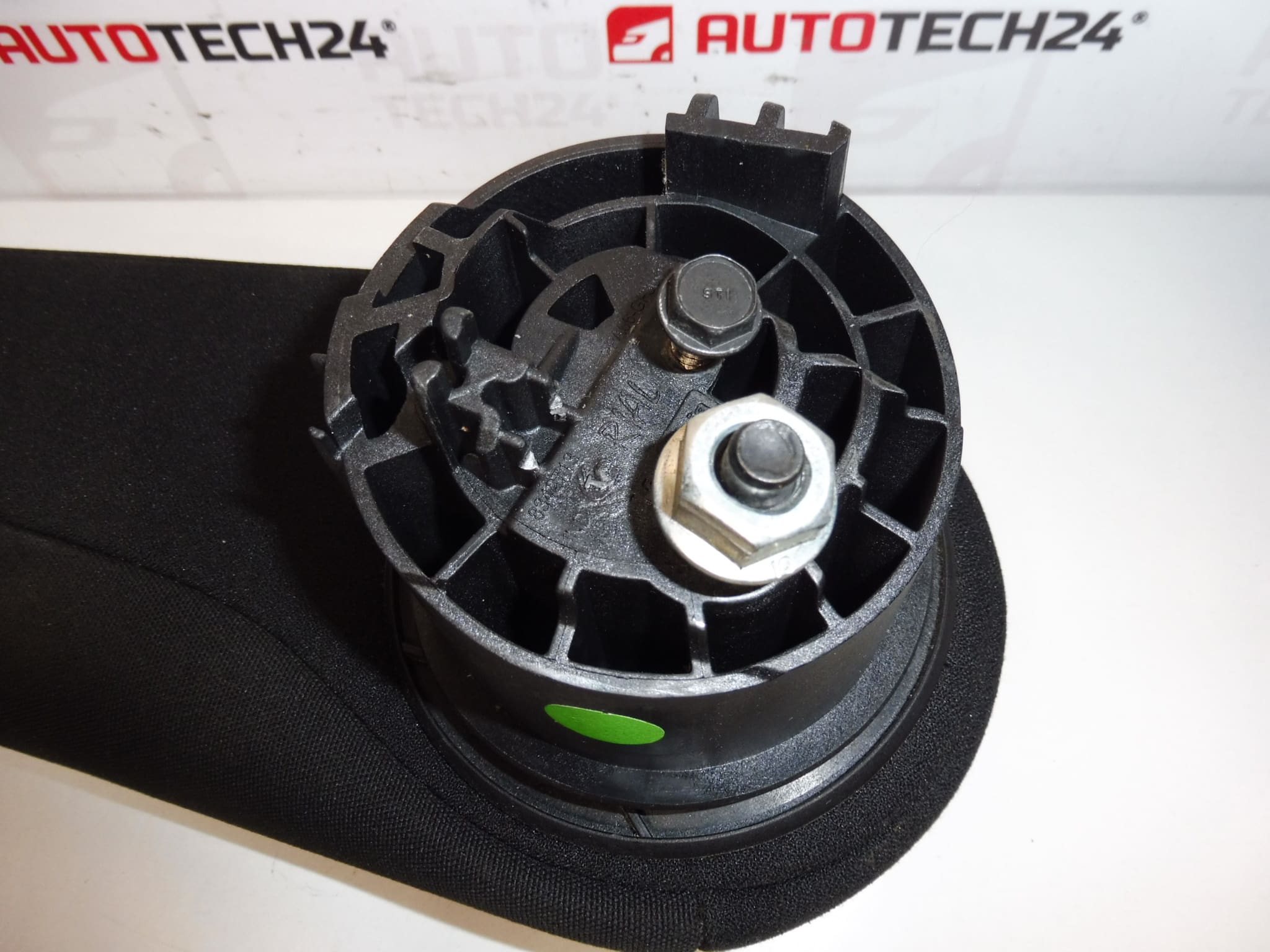 Десен подлакътник Citroën Peugeot 8830PV - Image 2