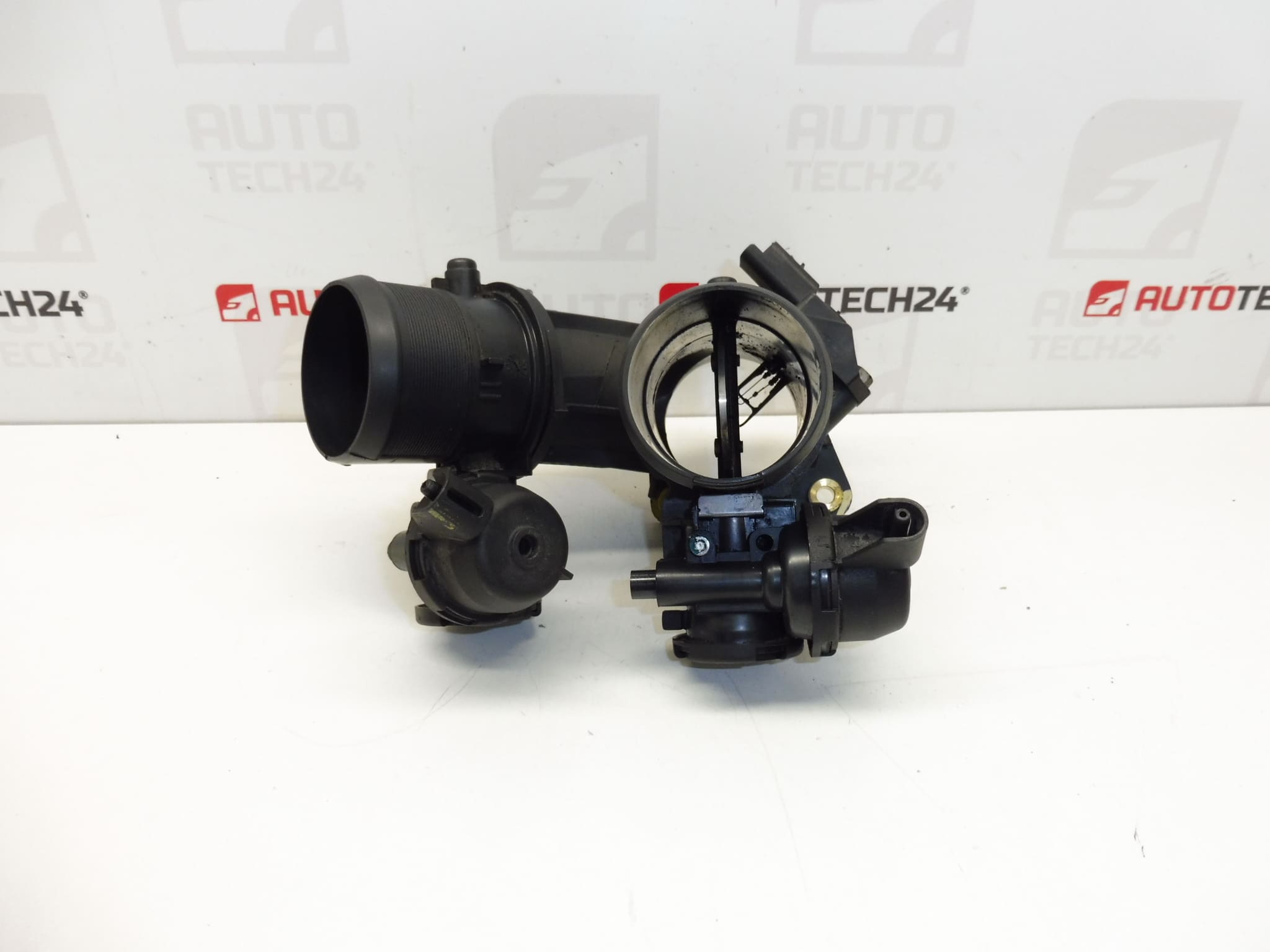 Дроселова клапа 2.0 HDI Peugeot 9646846380 0345F0