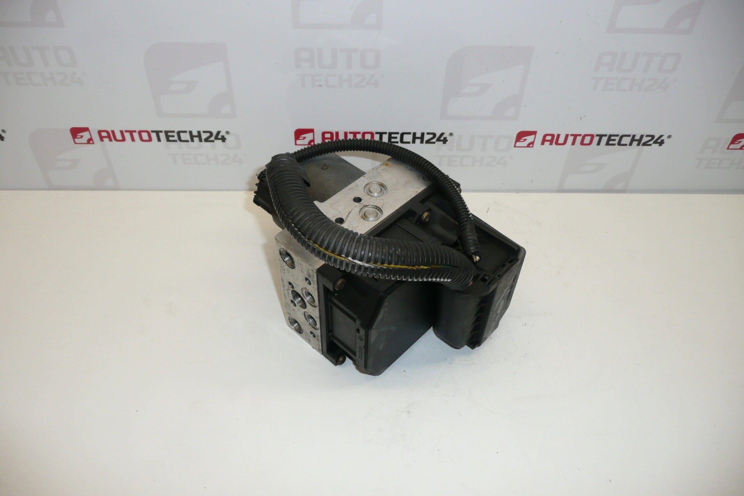 Електронен блок (ECU) ABS/ESP Citroën Xsara 0265950057 9641975380 4541C7 - Image 2