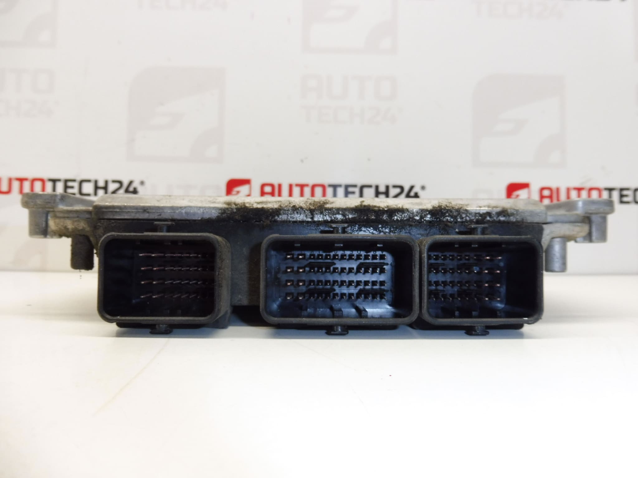 ECU Bosch EDC15C2 2.2 HDI 0281011779 9659520280 - Image 2