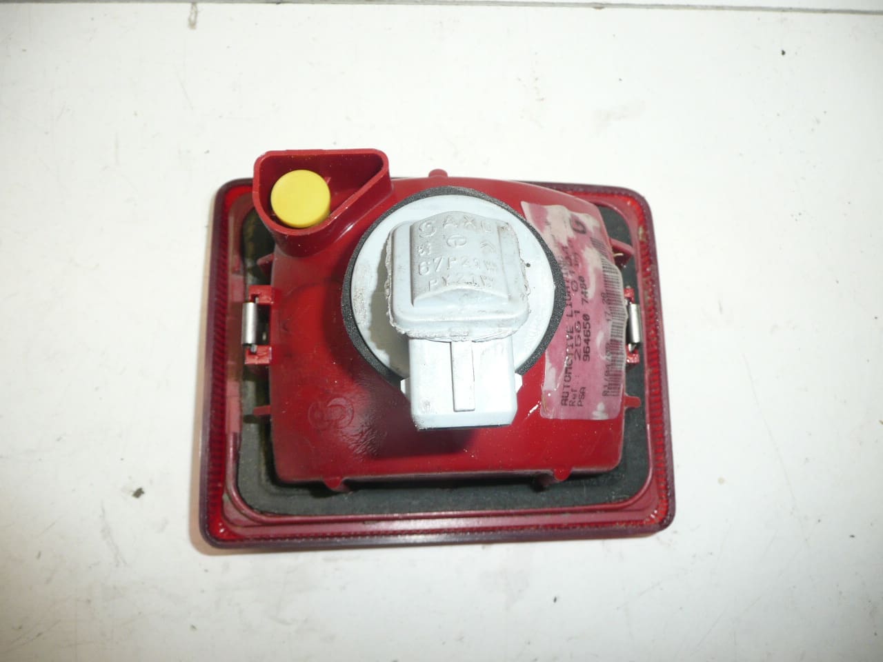 Лява задна противотъменна светлина PSA Peugeot 407 SW 9646507480 6350T4 - Image 2