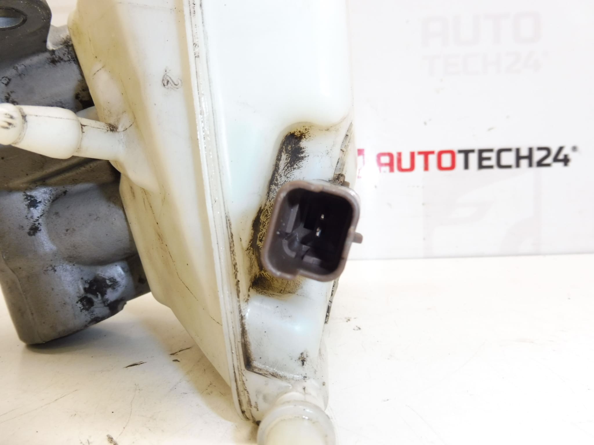 Главен спирачен цилиндър ATE Citroën Peugeot 9654002180 4601T1 4635C2 - Image 2