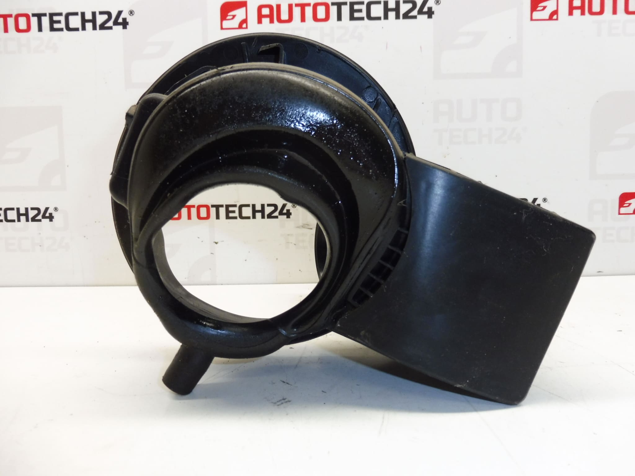 Пълнителна тръба на резервоара Citroën C4 Grand Picasso 9654052280 9685086780 1517E3 - Image 2