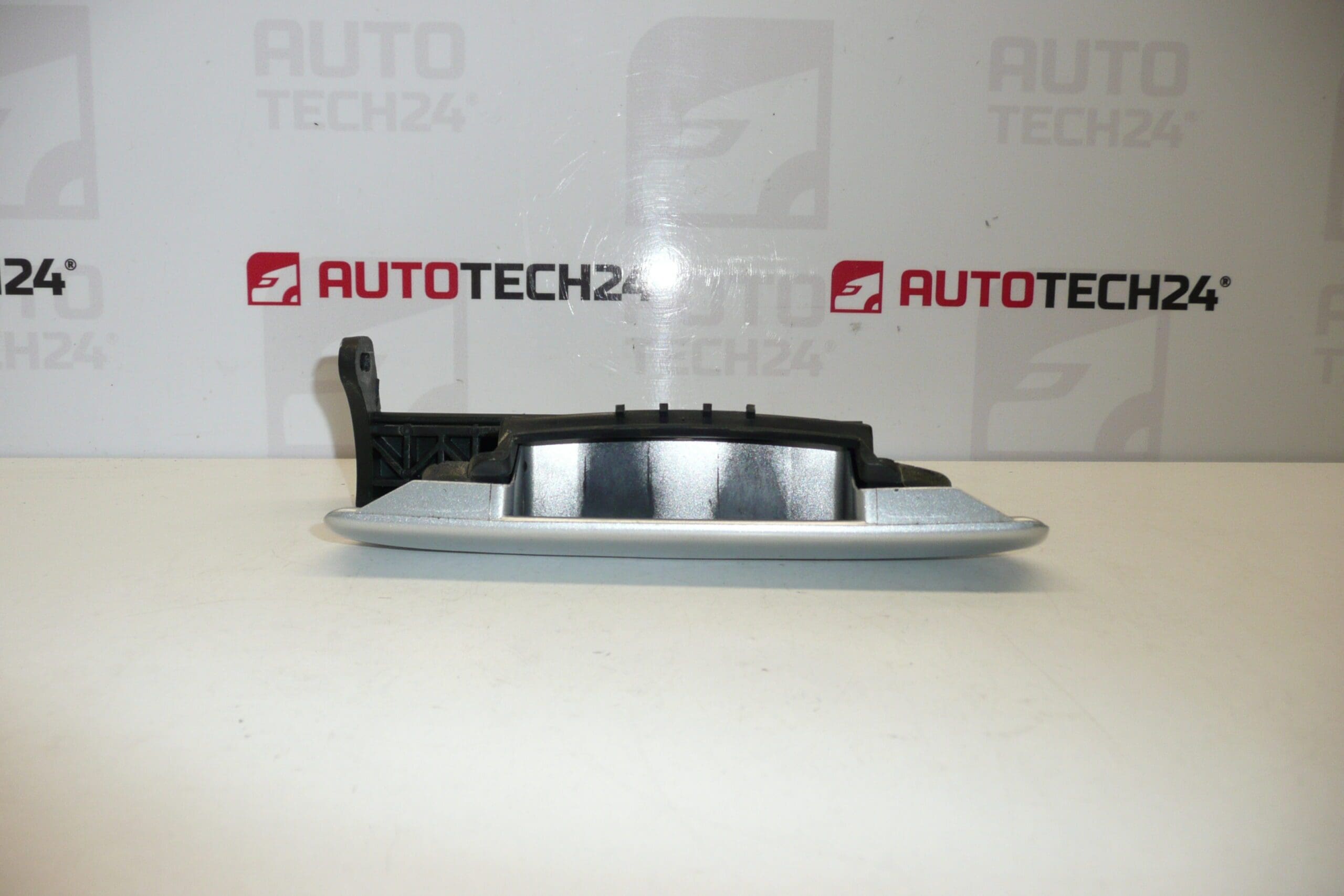 Дръжка за лява врата Citroën Xsara Picasso сребриста 963334327 EZRC - Image 2