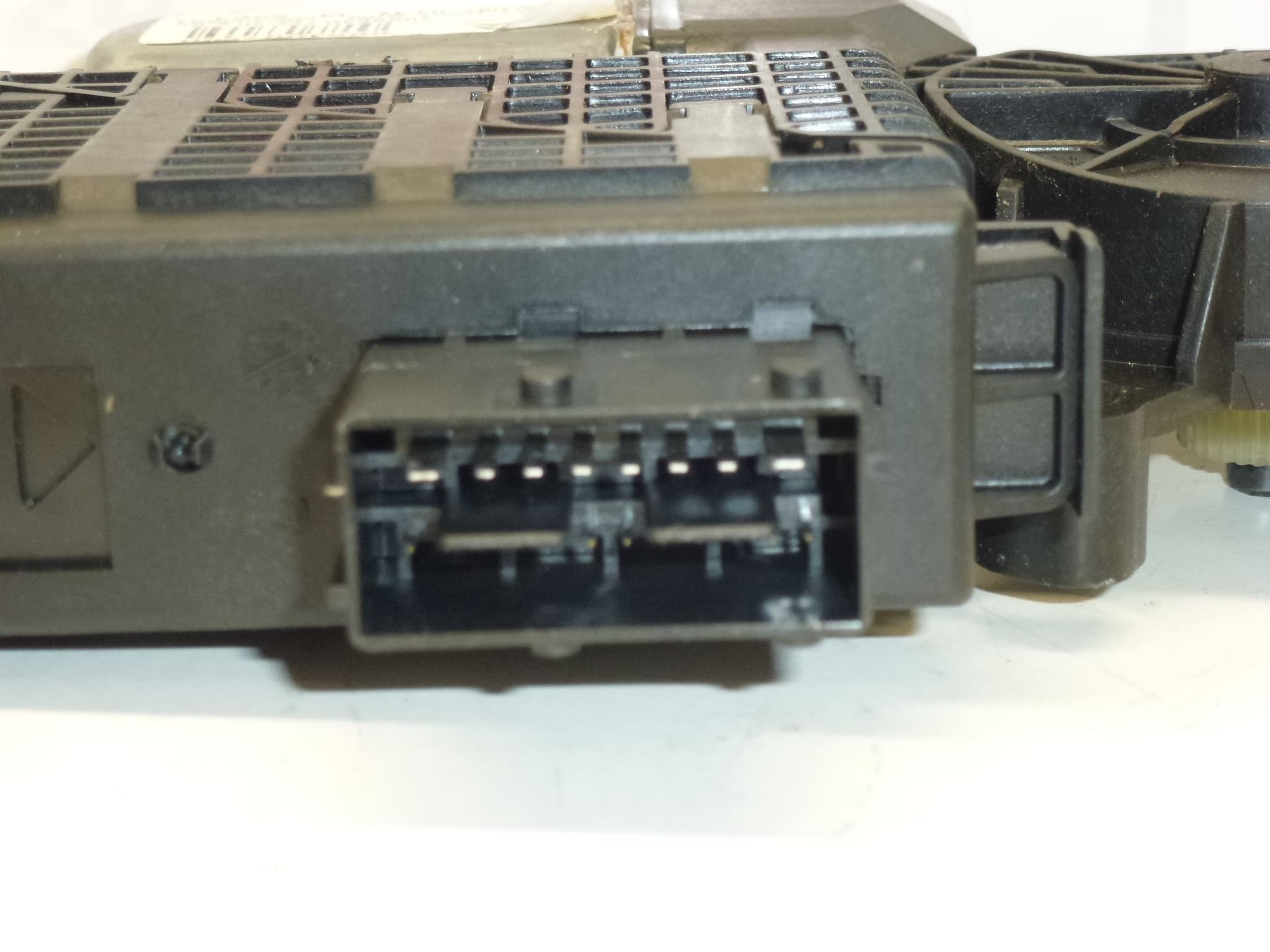 Двигател на лявата предна чистачка за Citroën C4 Picasso 9654087680 9221CZ - Image 2