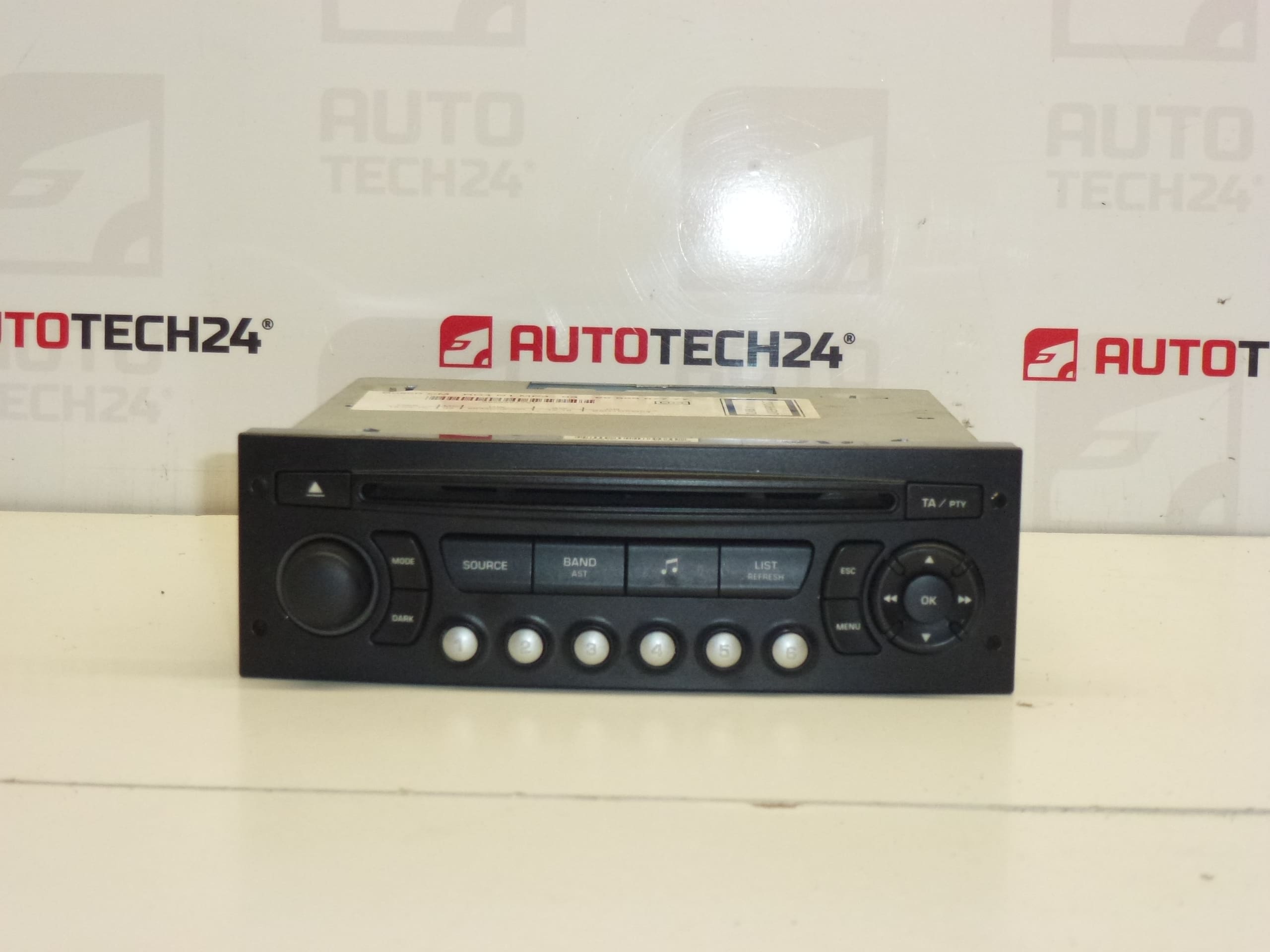 Радио за кола с CD MP3 Citroën Peugeot 9666967777 6579FG