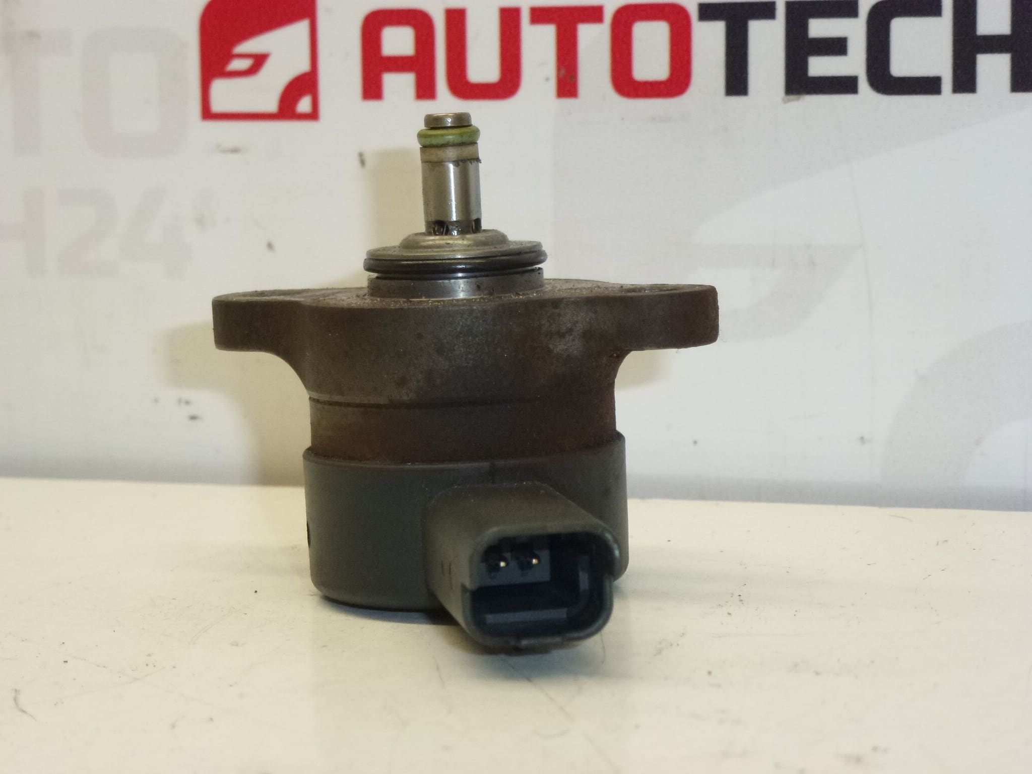 Регулатор на налягане на горивото Bosch 2.0 HDI 2.2 HDI 0281002284 - Image 2