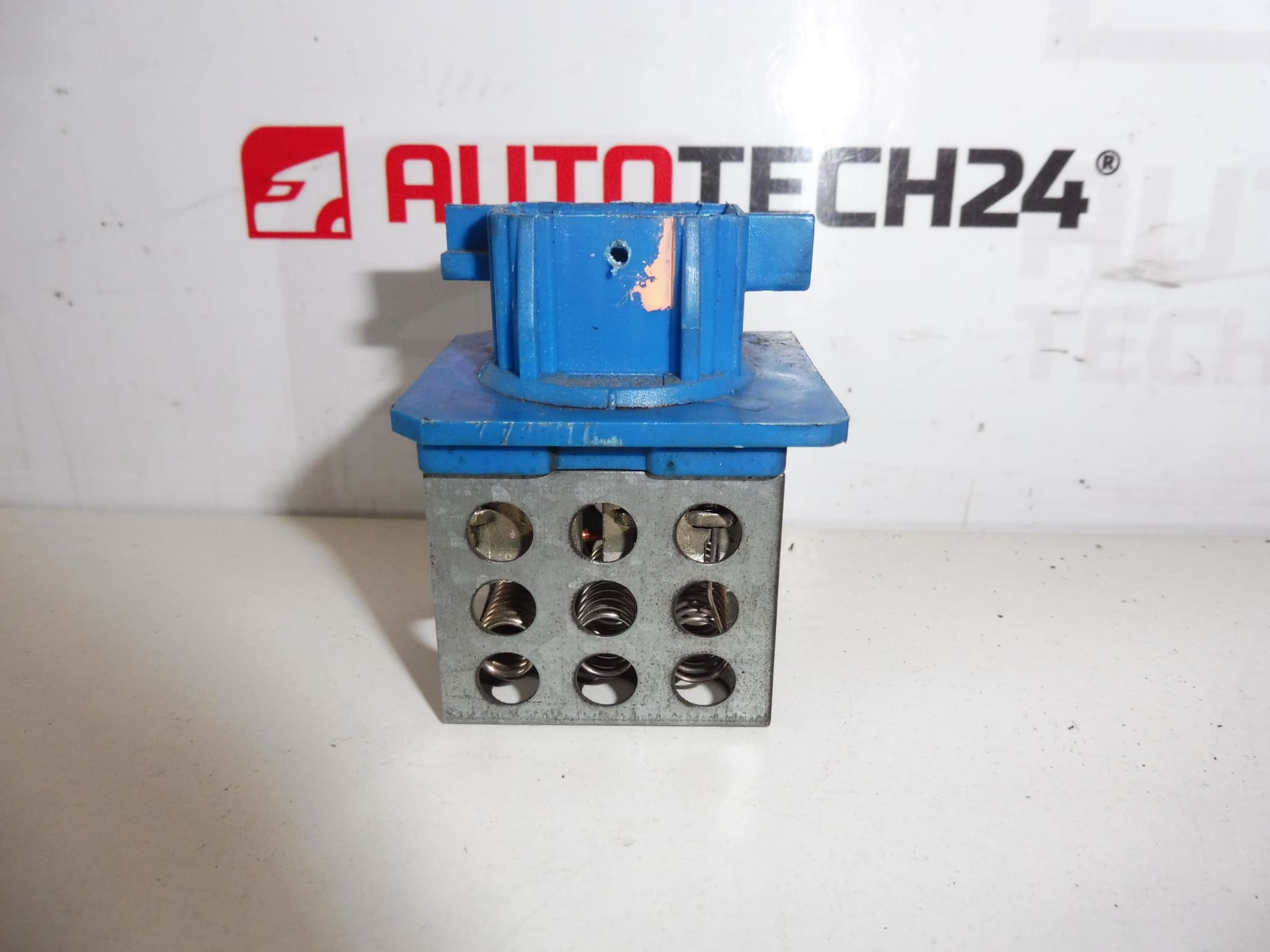 Регулатор на скоростта на вентилатора за Peugeot и Citroën 6450EP - Image 2