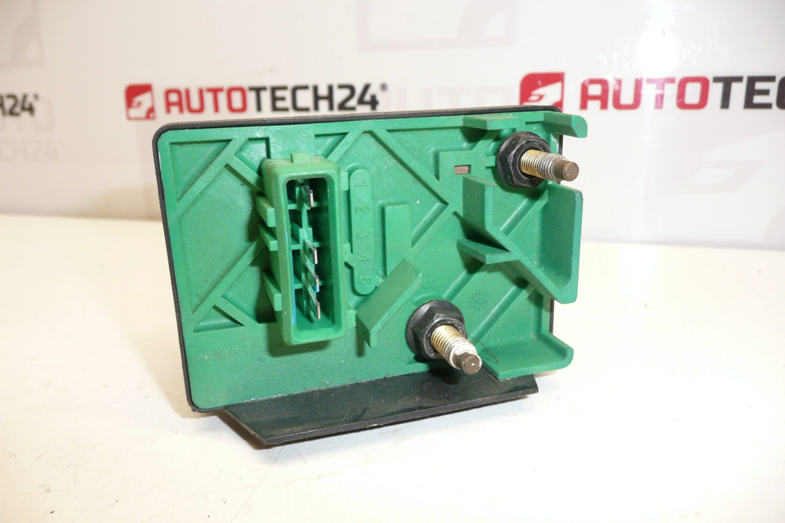 Жаргонно реле Citroën Peugeot 9639912580 - Image 2