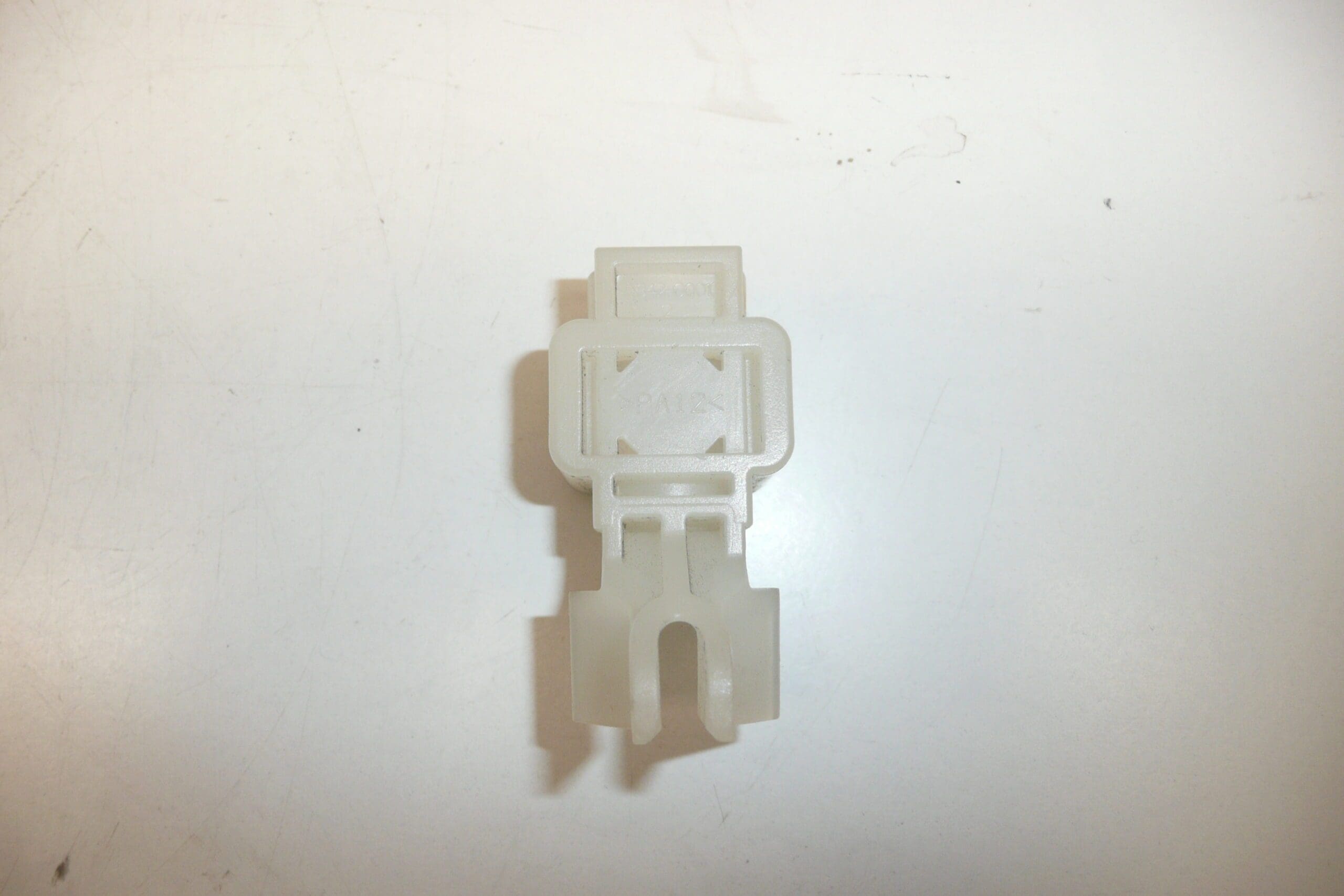 Скоба за гориво Citroën Peugeot 1KR 1565Y3 - Image 2