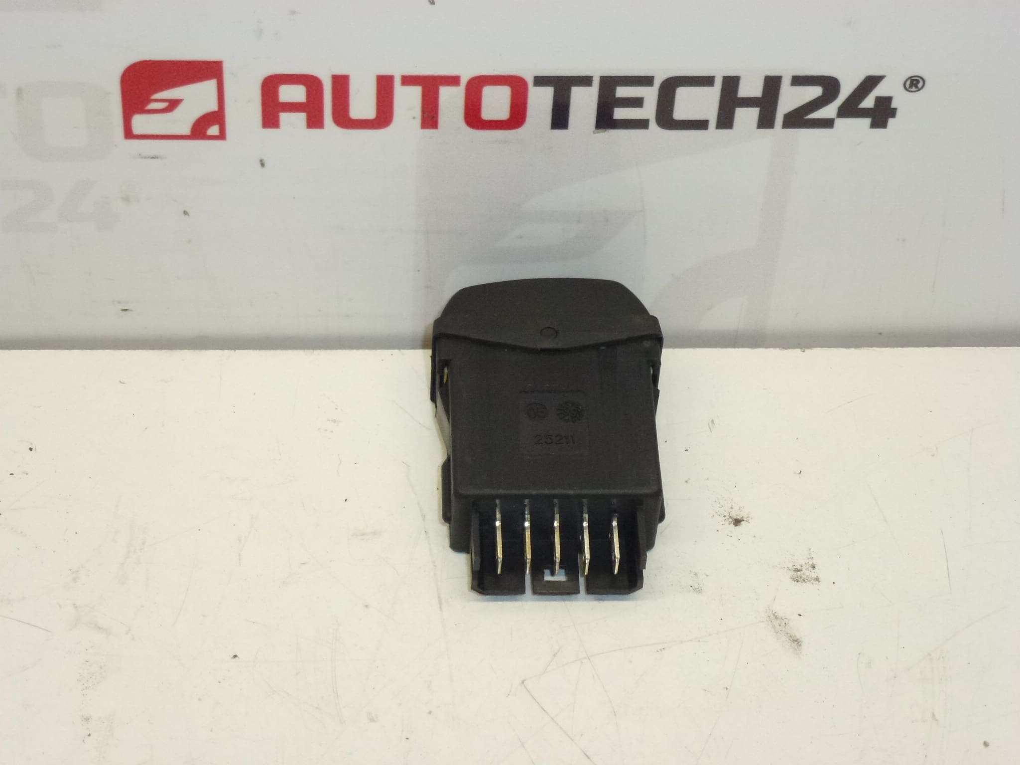 Регулатор на стъкла Citroën Xsara 6552TC - Image 2