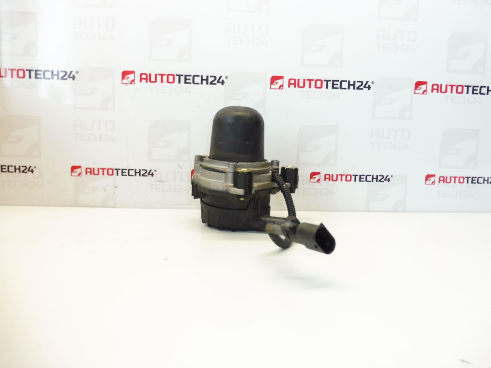 Въздушна помпа Citroën Peugeot 9653340580 1618E4 1628FX