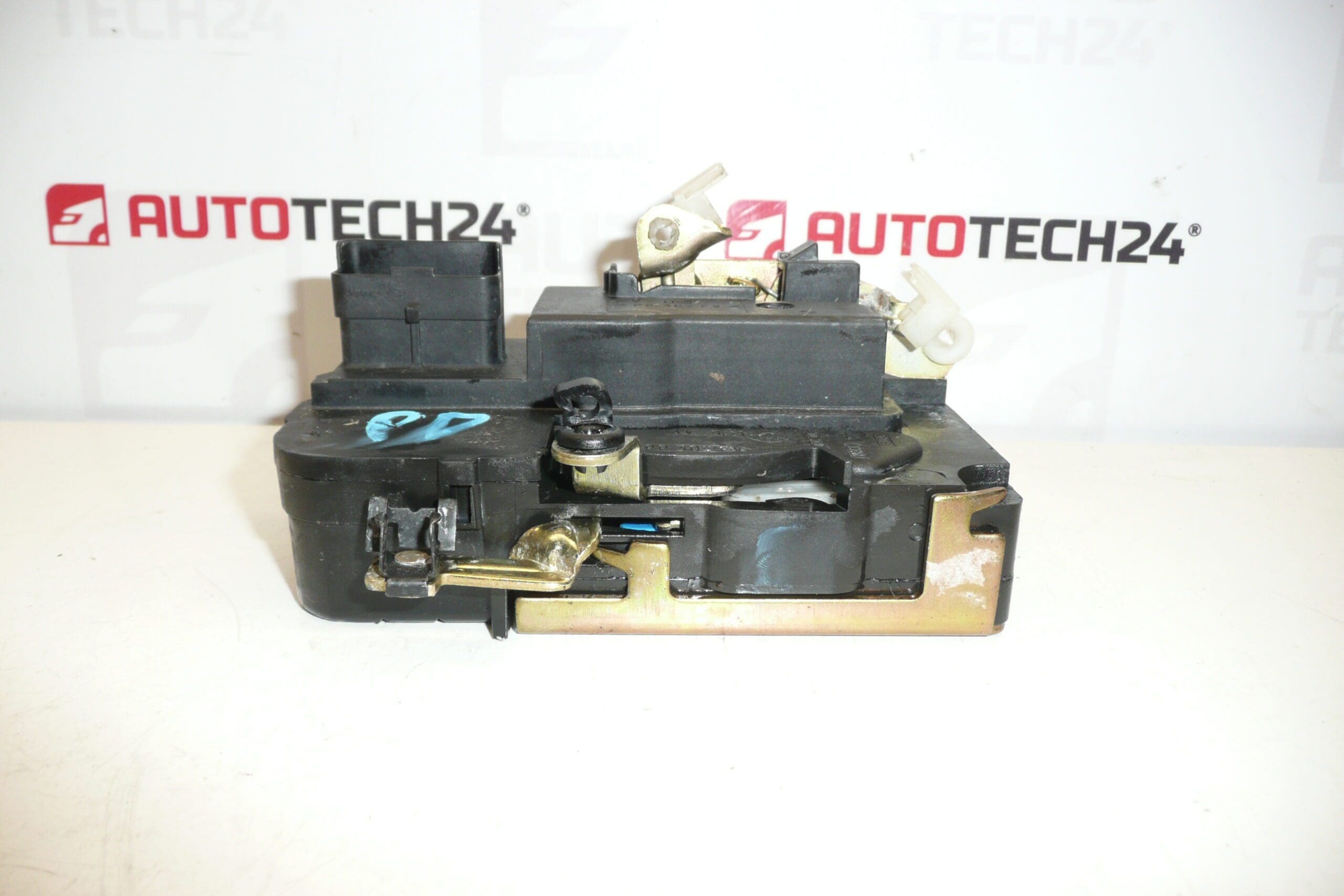 Заключване на предна дясна врата Citroën Berlingo I II 9136P7 - Image 2