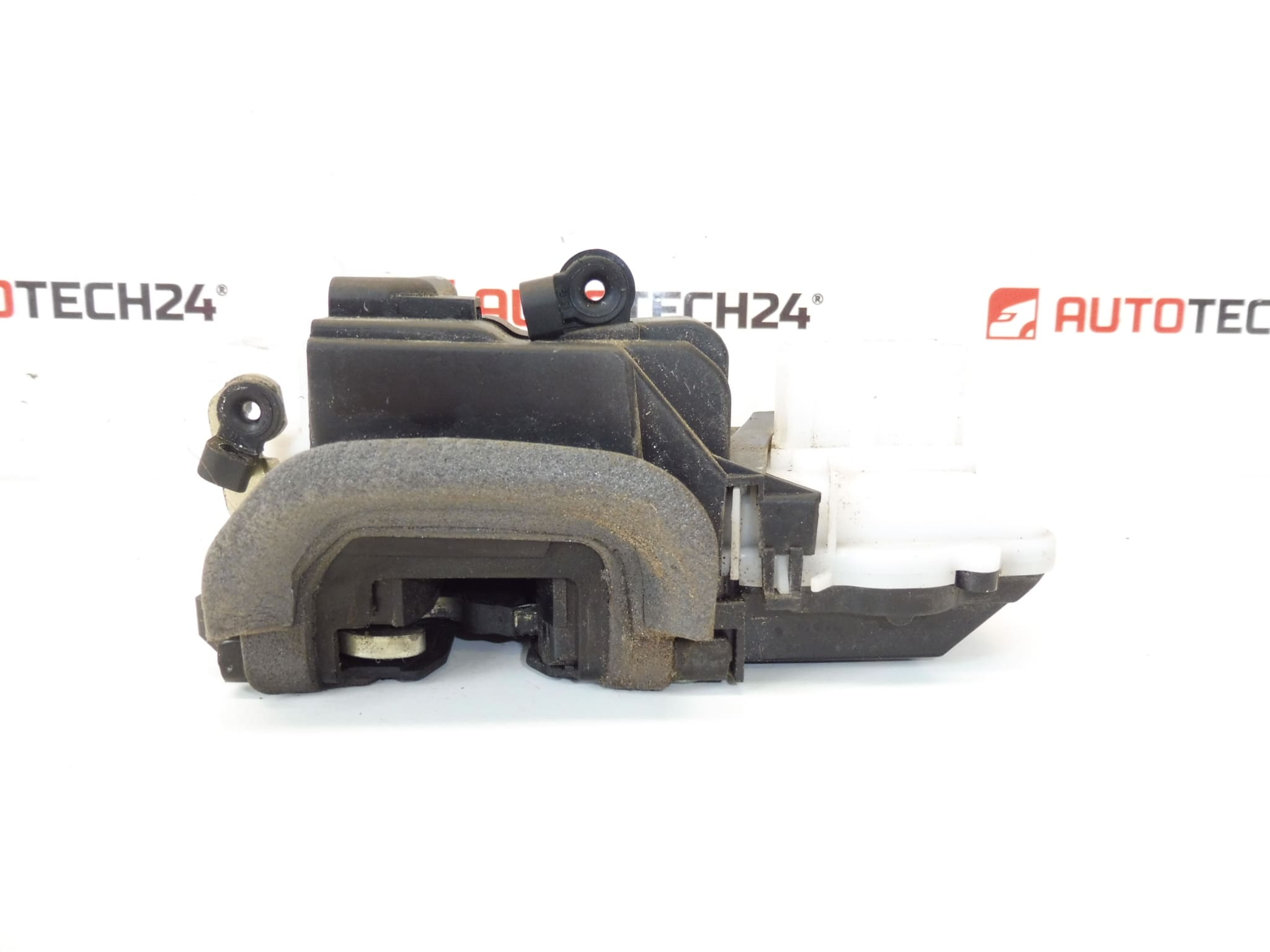 Заключване на дясната предна врата Peugeot 607 9136H3 - Image 2