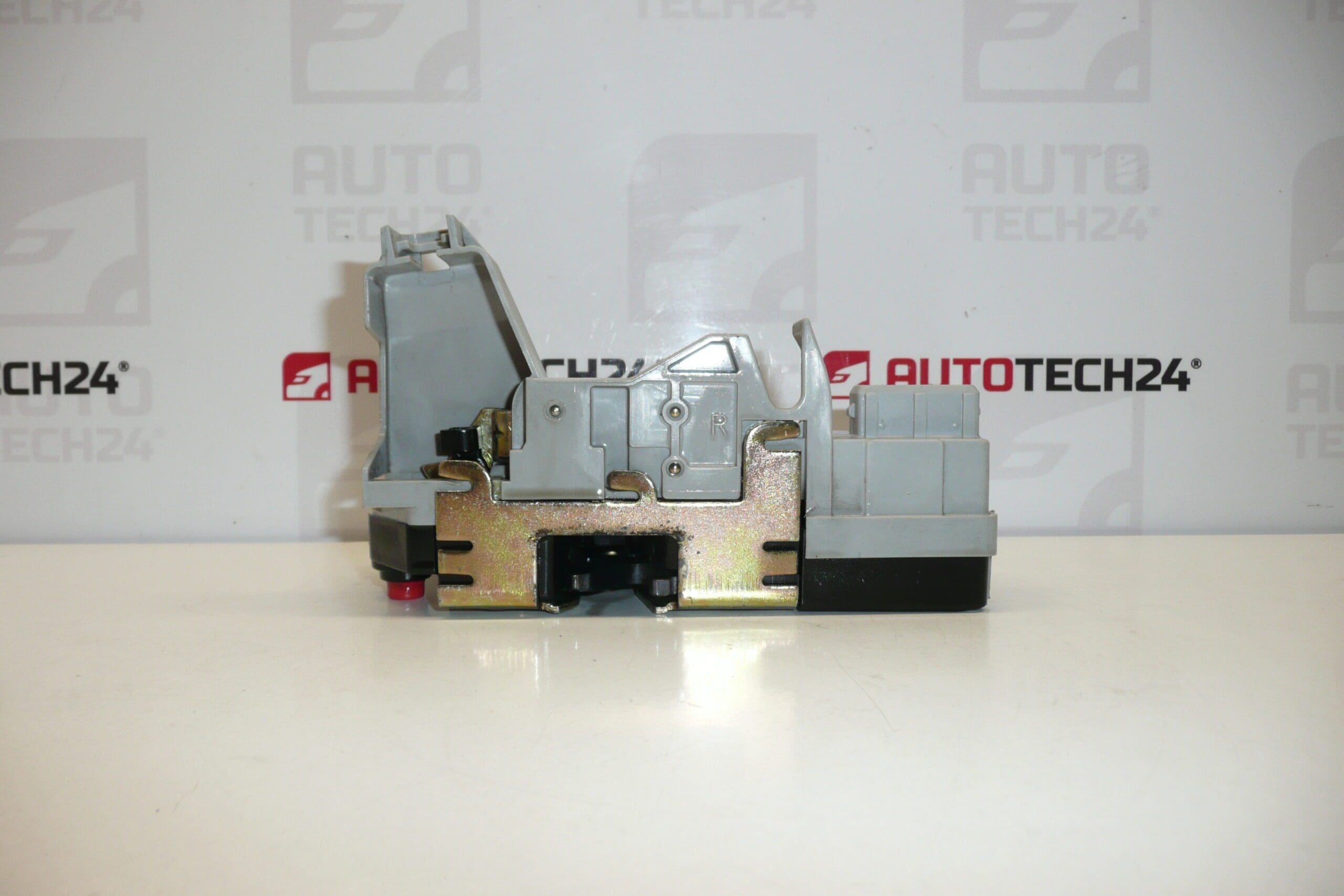 Електрическа Брава За Дясна Задна Врата За Peugeot 307 9138C0 - Image 2