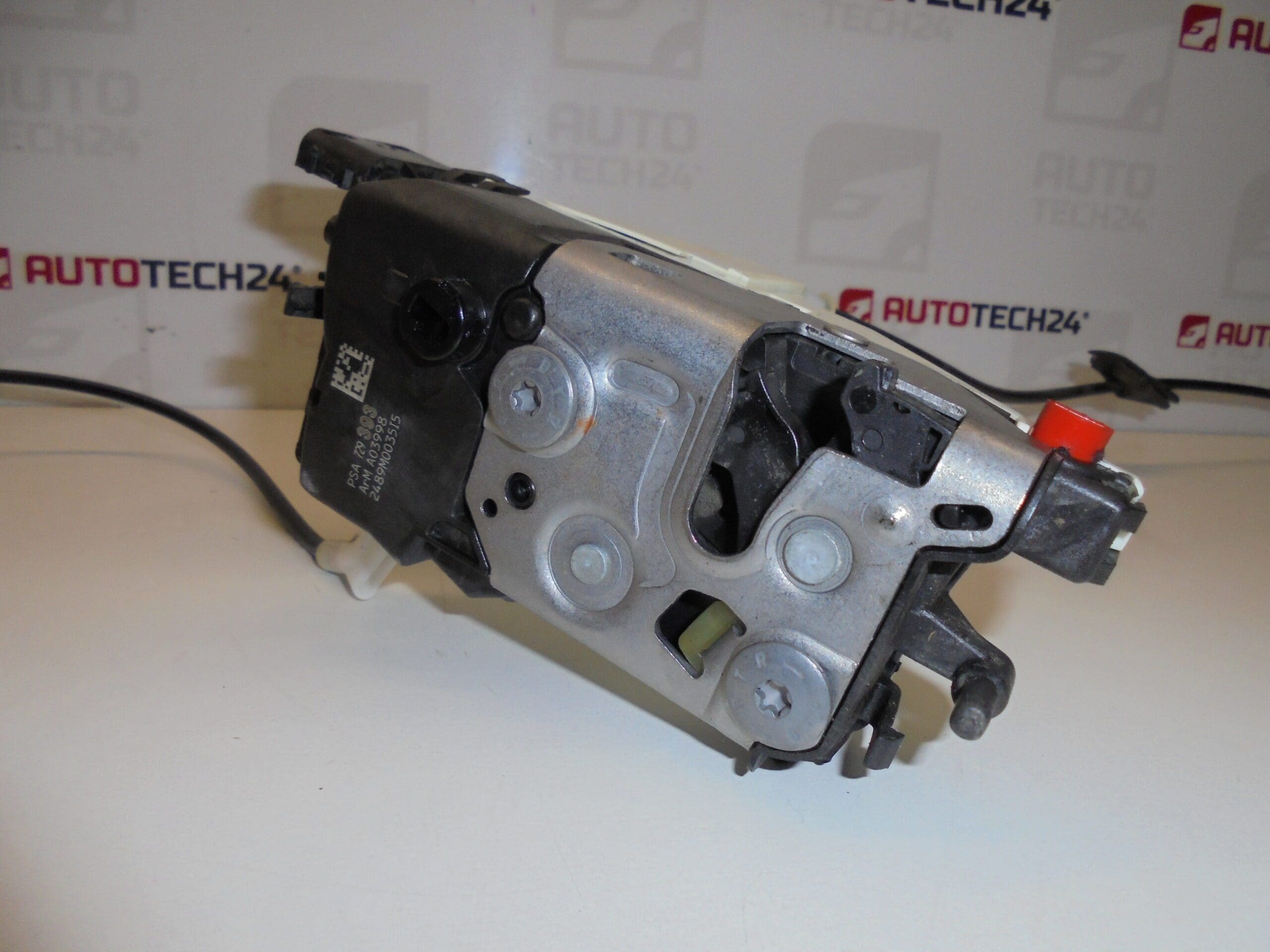 Брава задна дясна врата Peugeot 308 9138Z3 9800617280