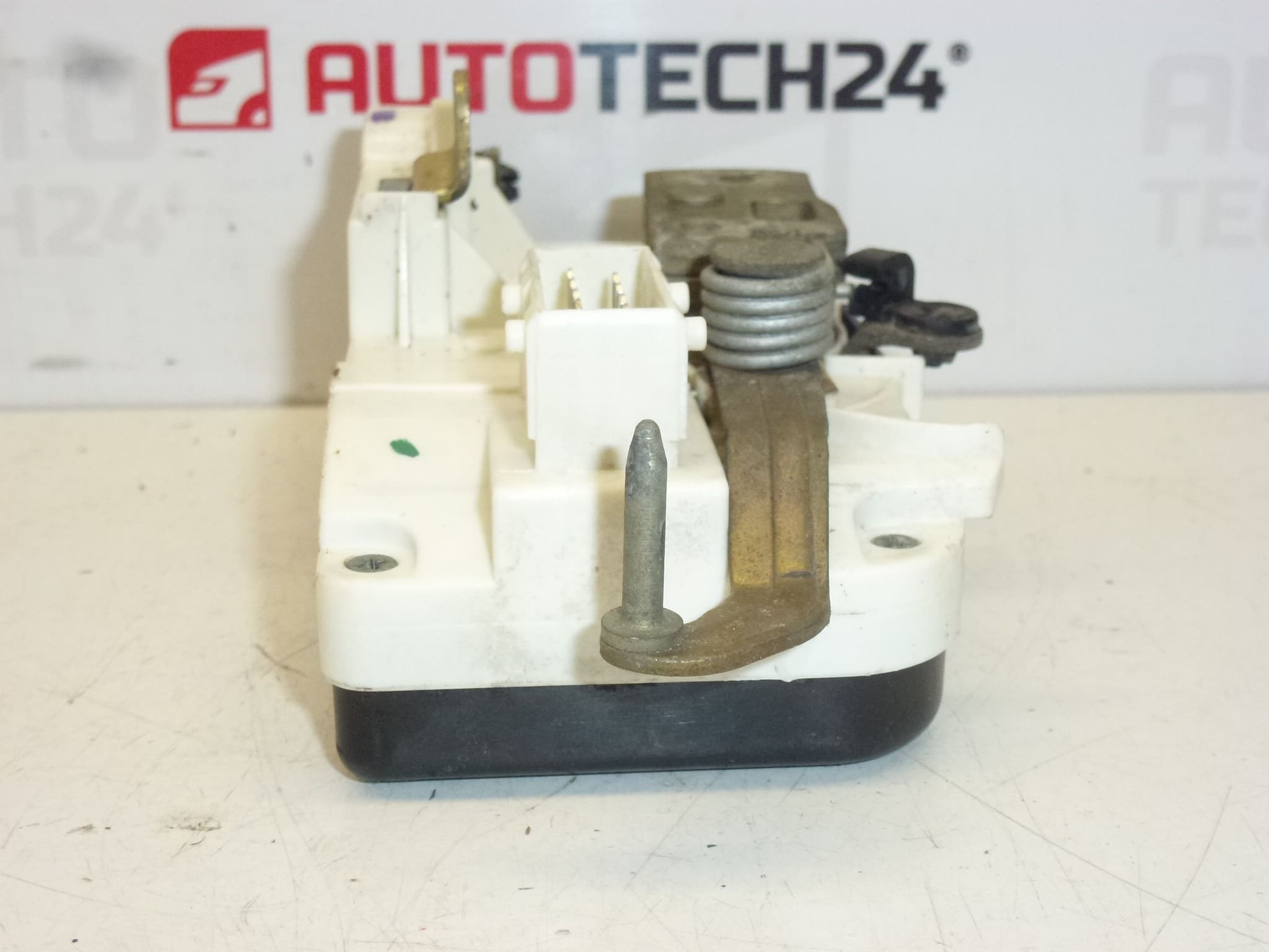 Електрически заключващ механизъм за дясна предна врата Citroën C8 Peugeot 807 9136L9 - Image 2