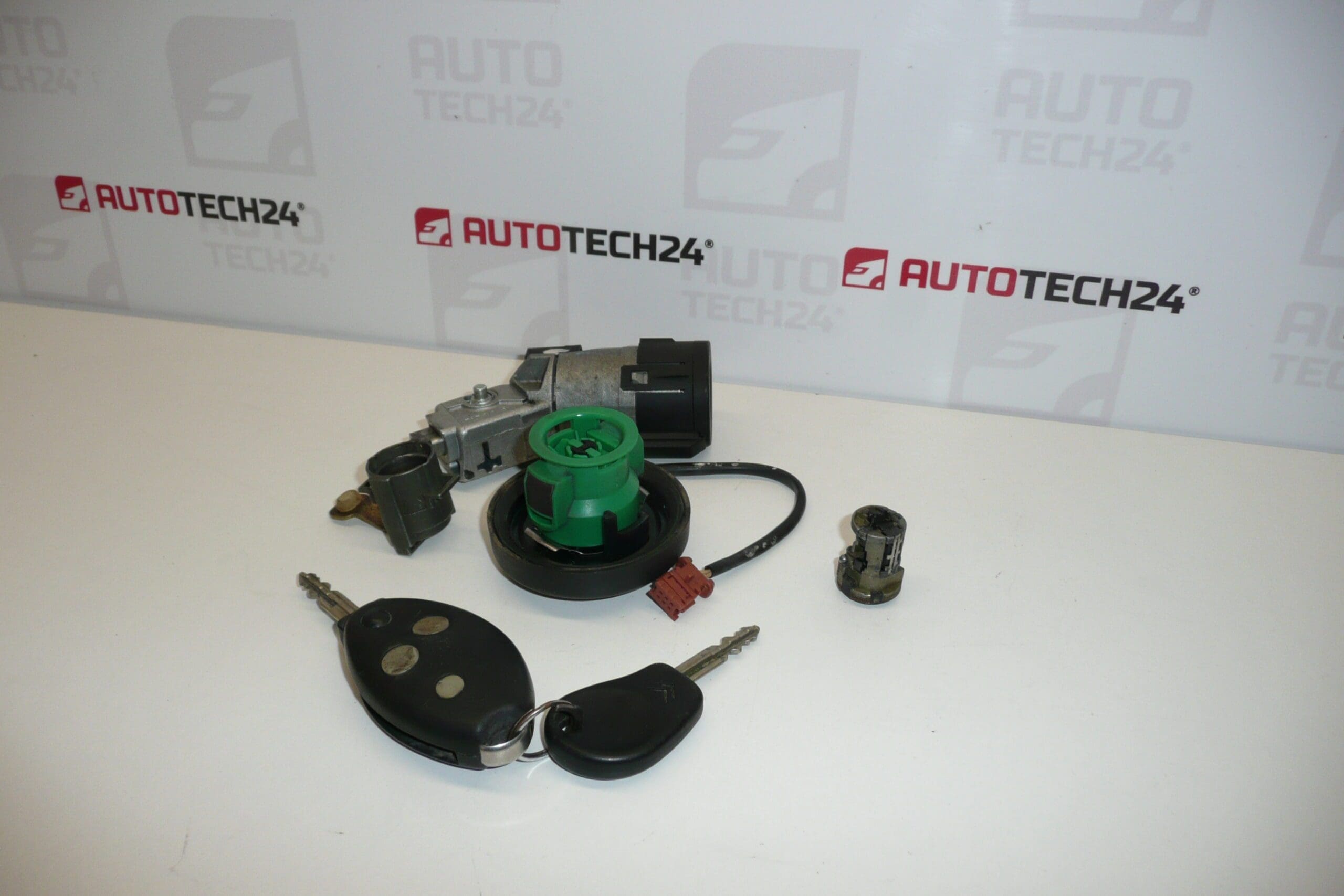 Комплект брави с 2 ключа за Citroën C5 2005-2007 4162HE - Image 2