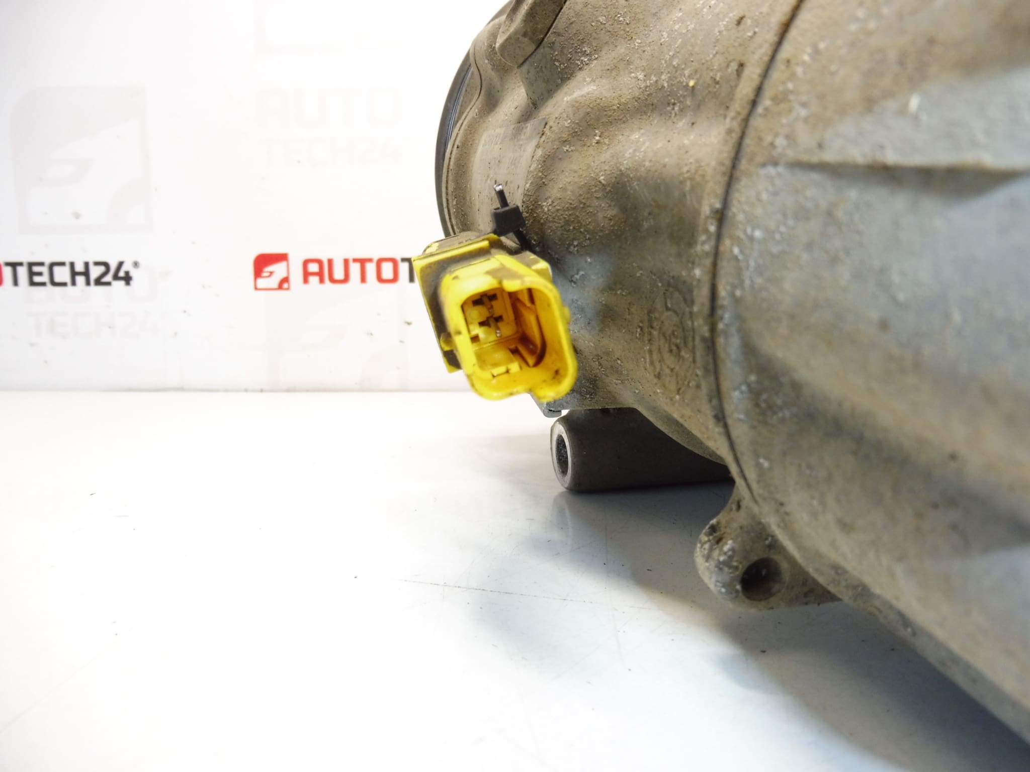 Компресор за климатик Sanden SD6V12 1449 9655191580 - Image 2