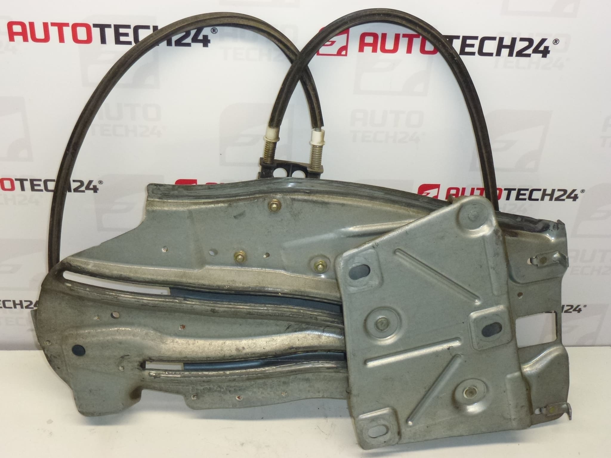 Прав механизъм за задно стъкло Citroën C3 PLURIEL 963071080D 922485 - Image 2