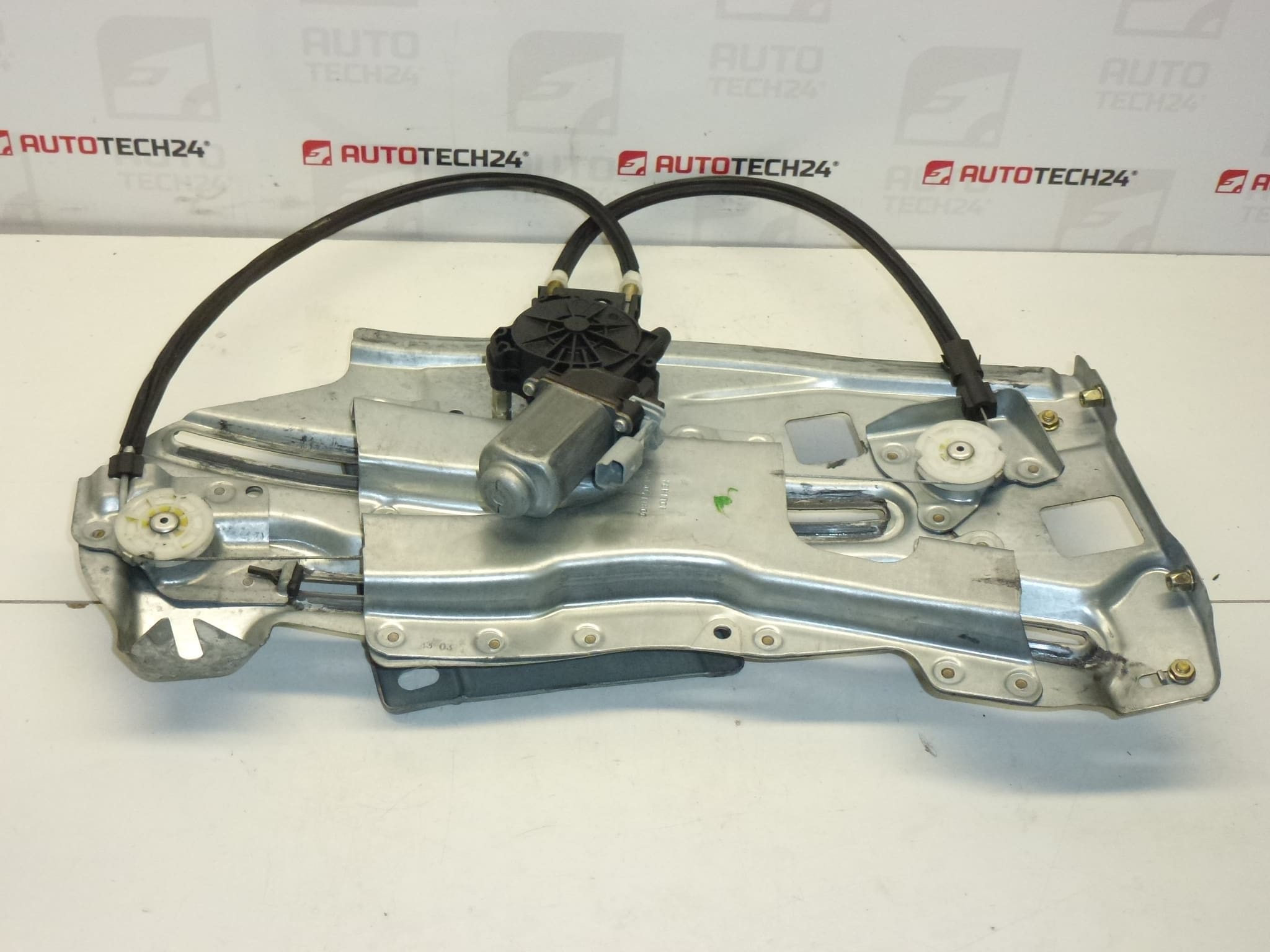 Ляв електрически заден механизъм за стъкло за Citroën C3 PLURIEL 963071180D 922383 - Image 2