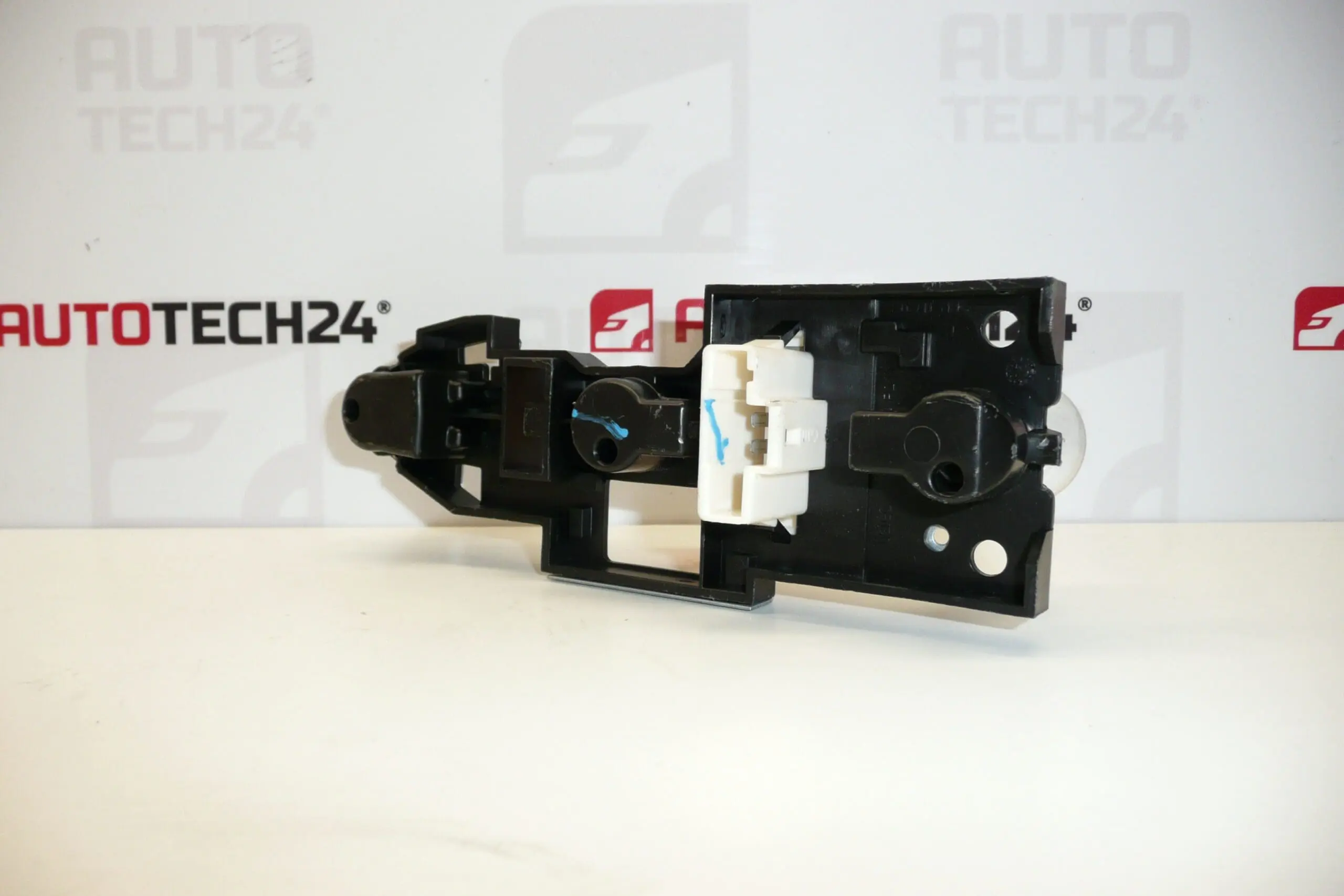 Панта за задна лампа Citroën C5 II 89032703 - Image 2