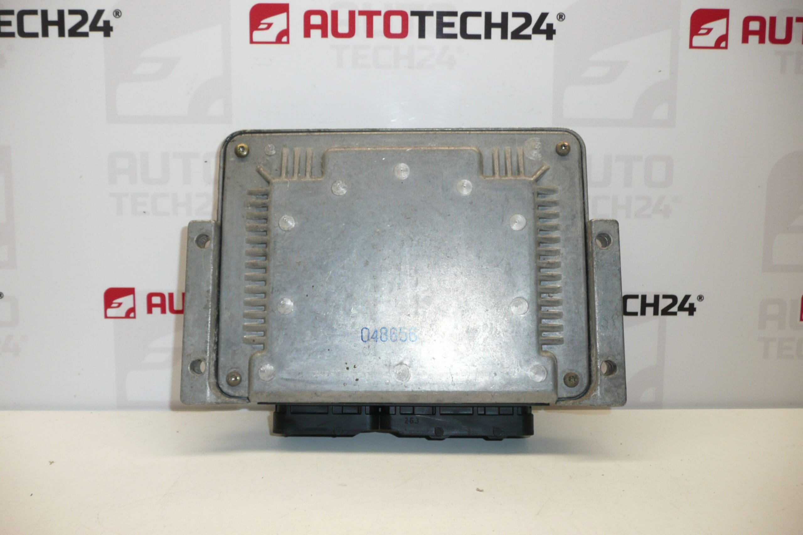 Блок за управление Bosch 0281010486 2.8 HDI D2841HC CT