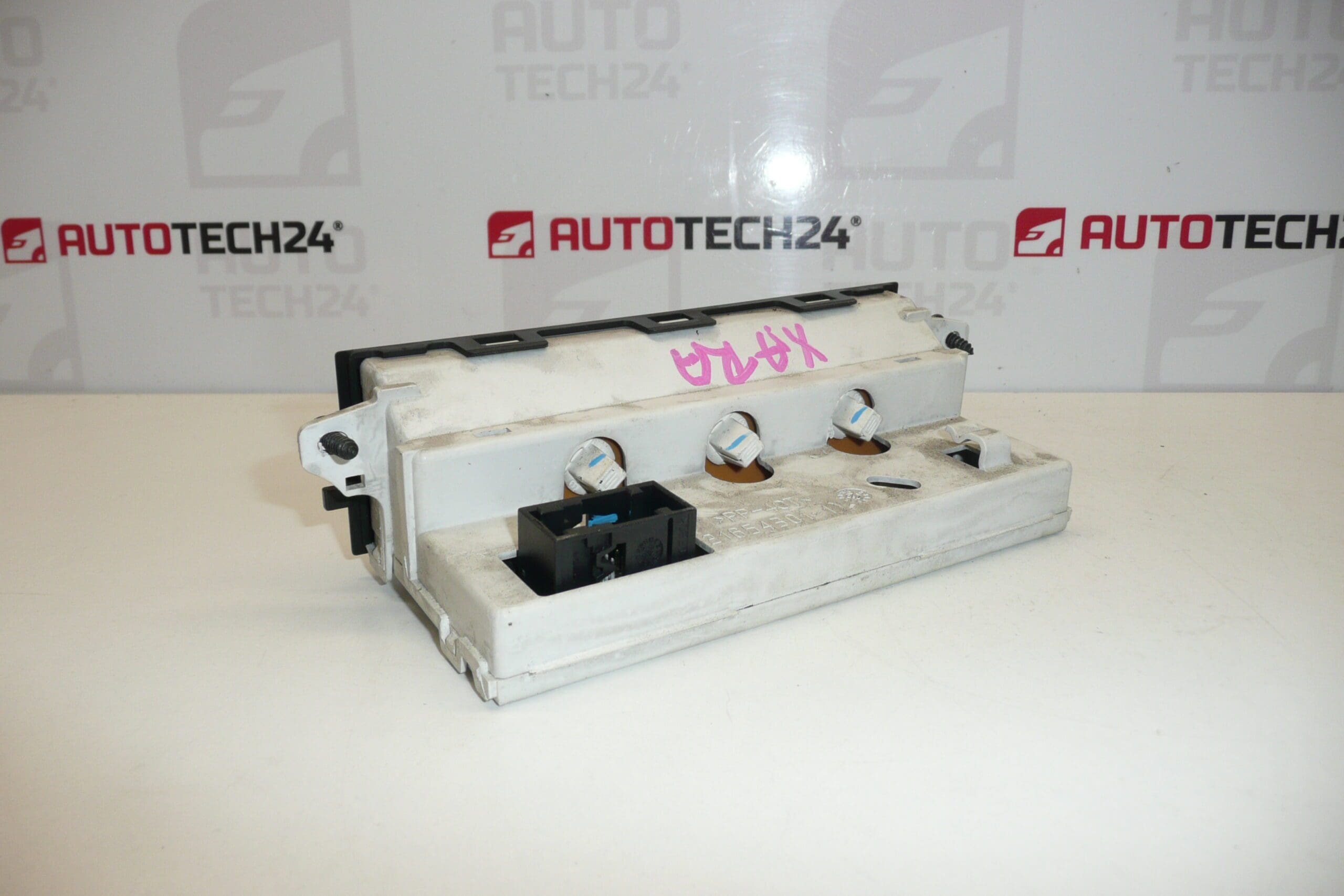 Дисплей Citroën Xsara 9637411777 D03 6155Y8 6155W1
