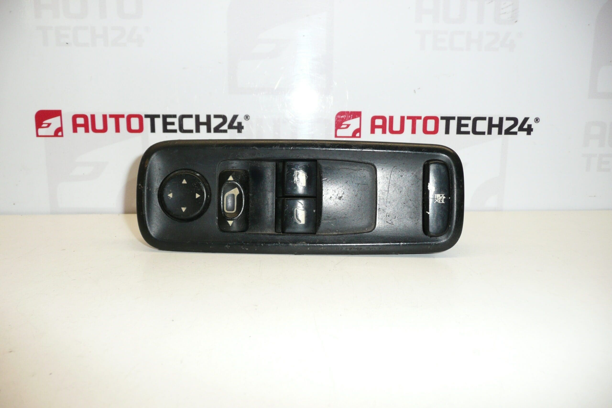 Citroën C8 Peugeot 807 Шофьор 14957470XT 6554CG