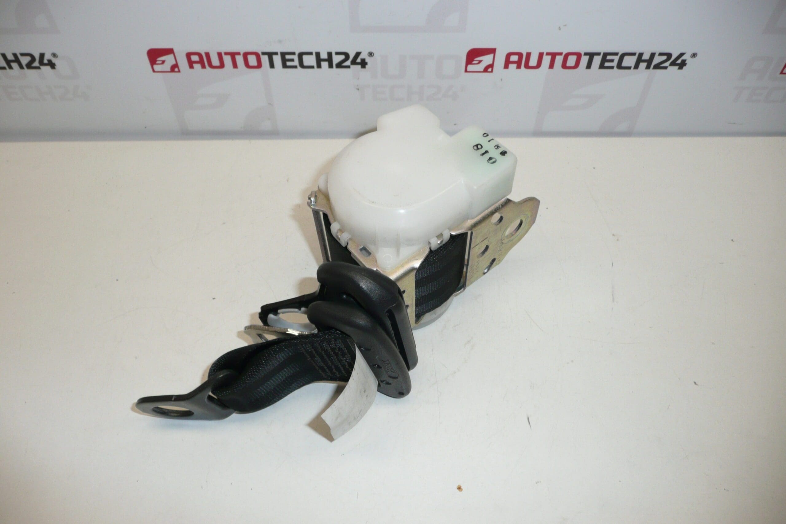 Ремък заден ляв Citroën C1 Peugeot 107 7P2200 8974LH