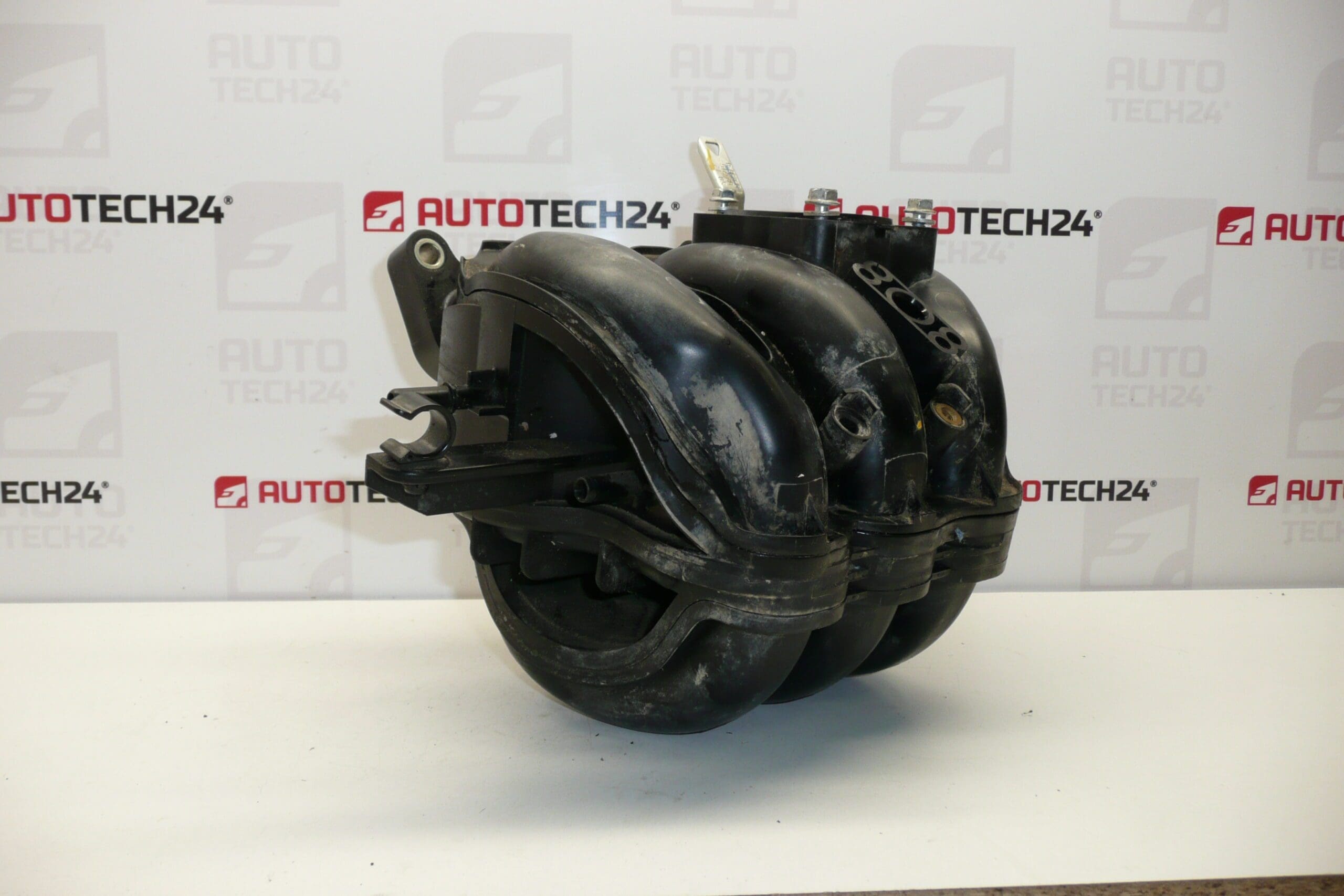 Въздухозаборник 1.0 1KR Citroën Peugeot 0361Q7 1606496880