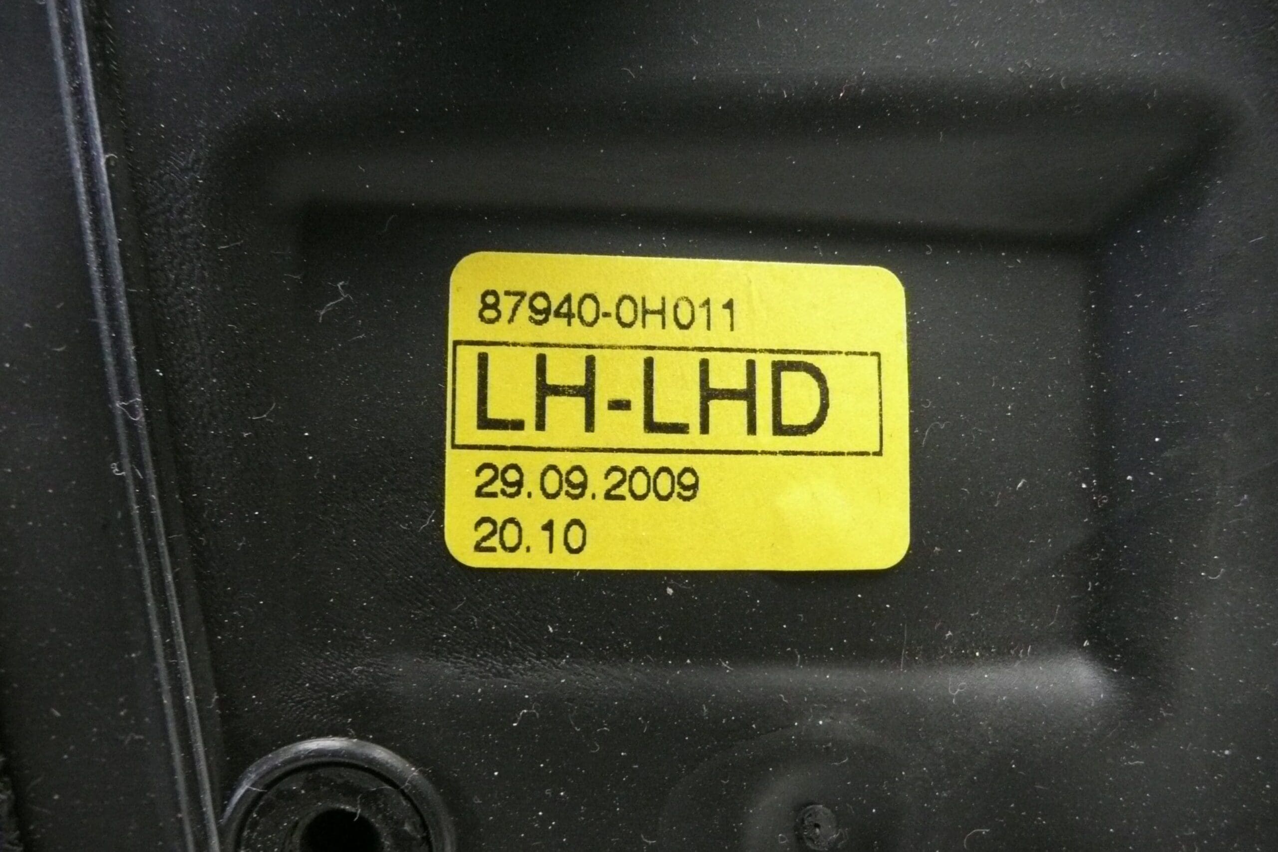 Огледало ляво бяло Citroën C1 Peugeot 107 87940-0H010 87940-0H011