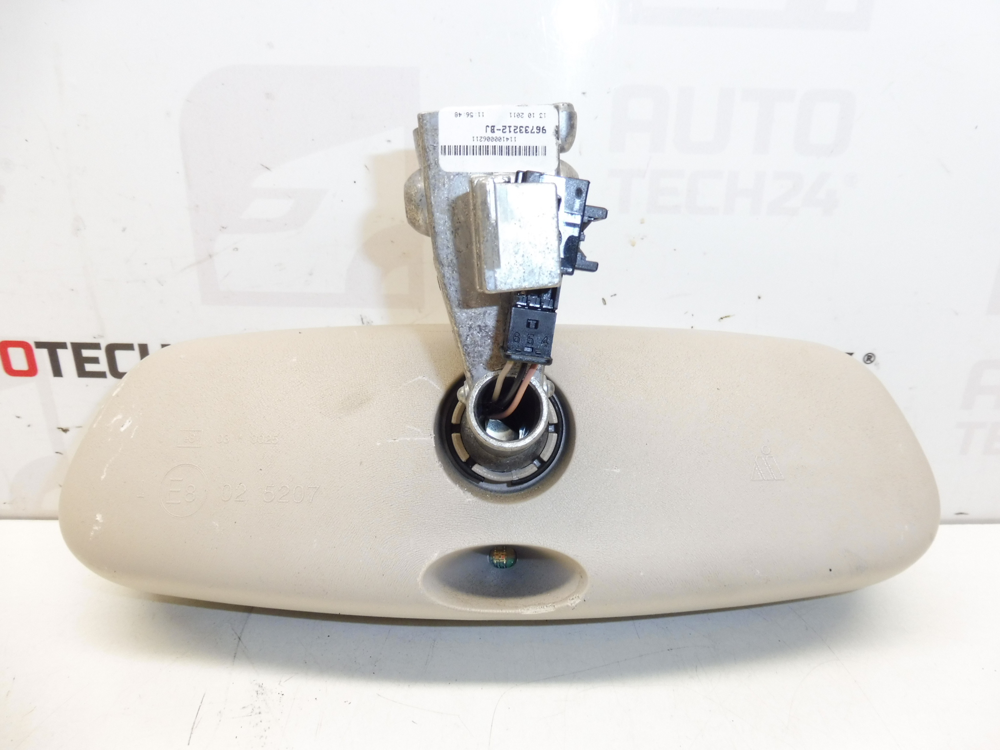 Вътрешно огледало за обратно виждане със затъмнение Citroën C4 8154JT