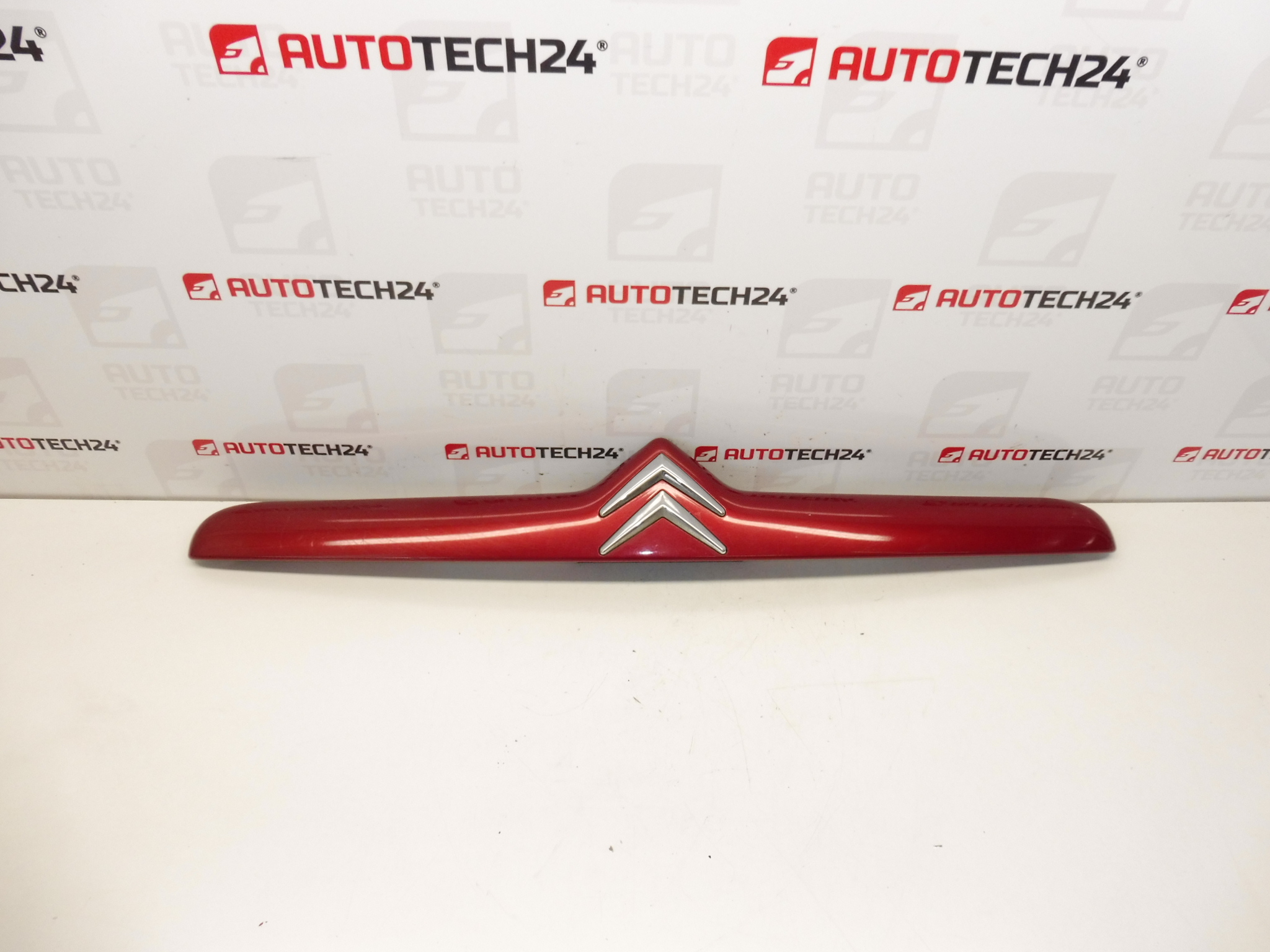 Дръжка за багажник Citroën Xsara II хетчбек EKQD 9636077077