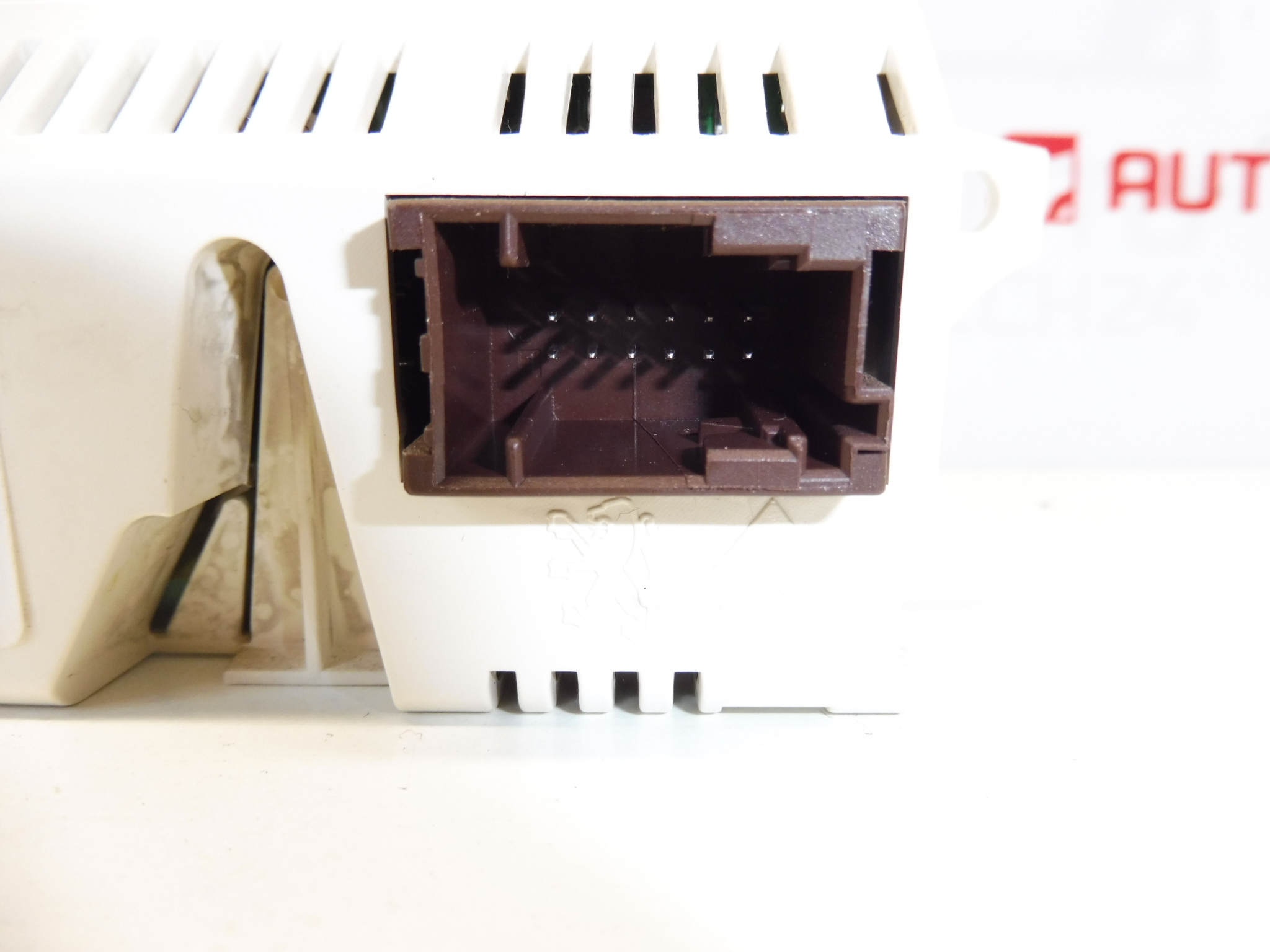 Пежо 307 компютър радио дисплей 9658083380