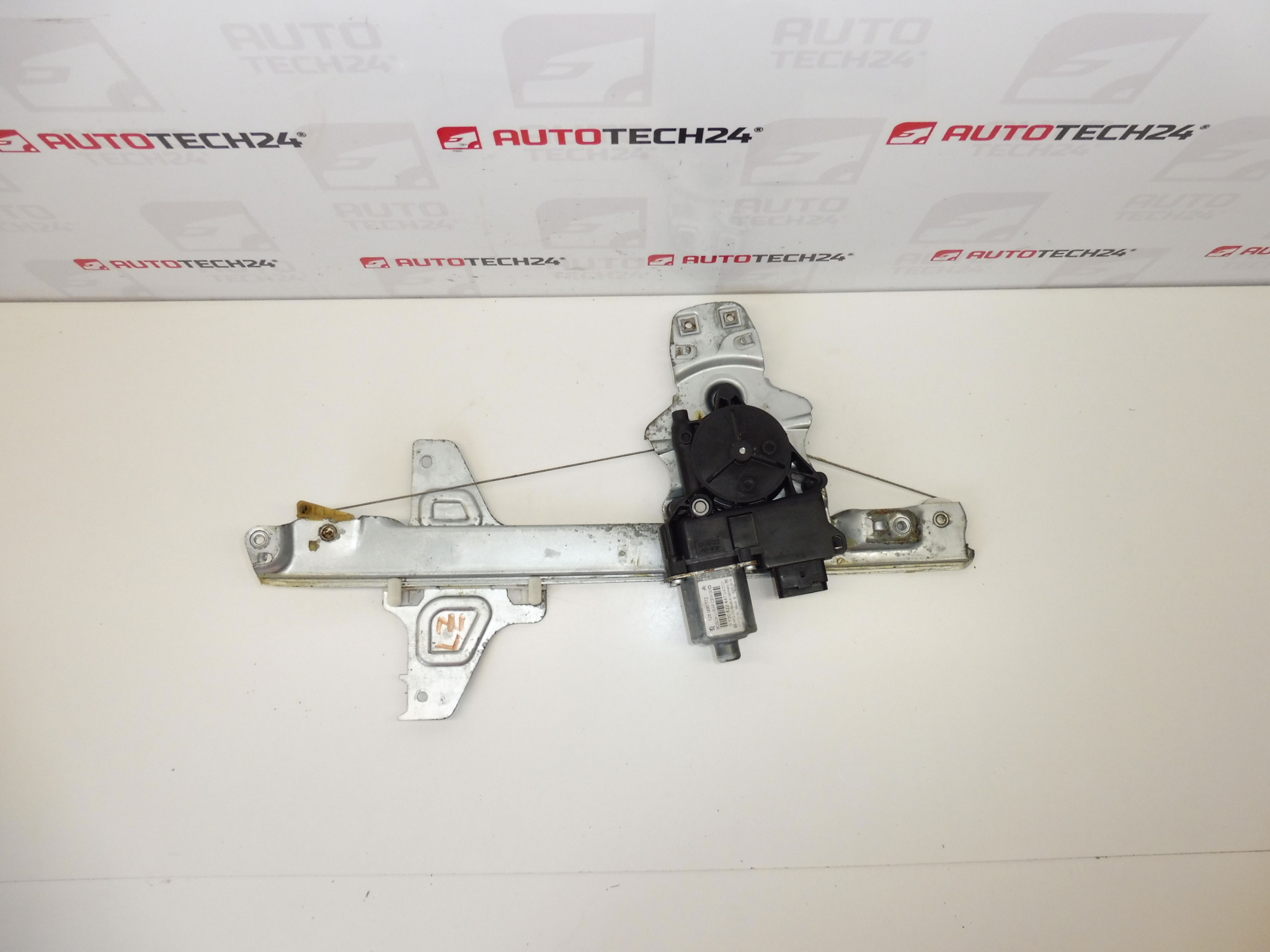 Citroën C5 X7 механизъм за дърпане на задното ляво стъкло 0130822447 128000772