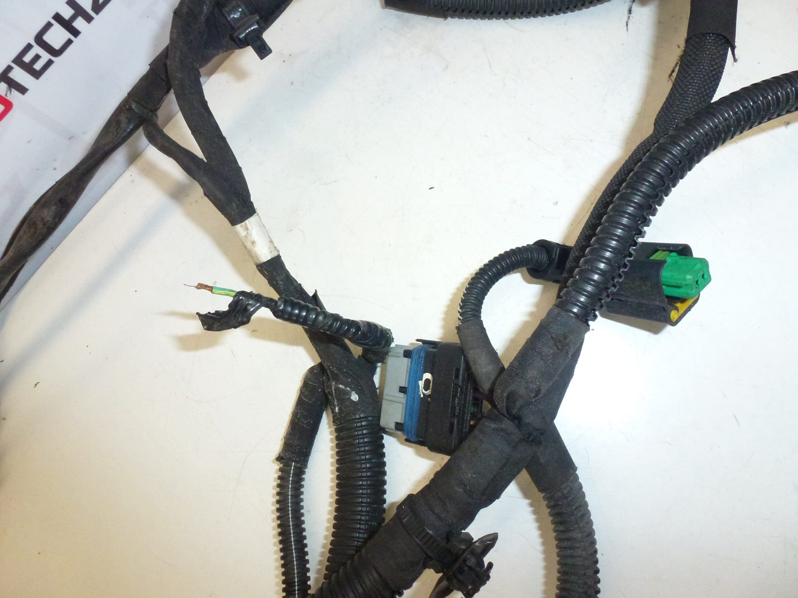 Двигател Peugeot 207 1.4i KFT 9686360080 6585P9