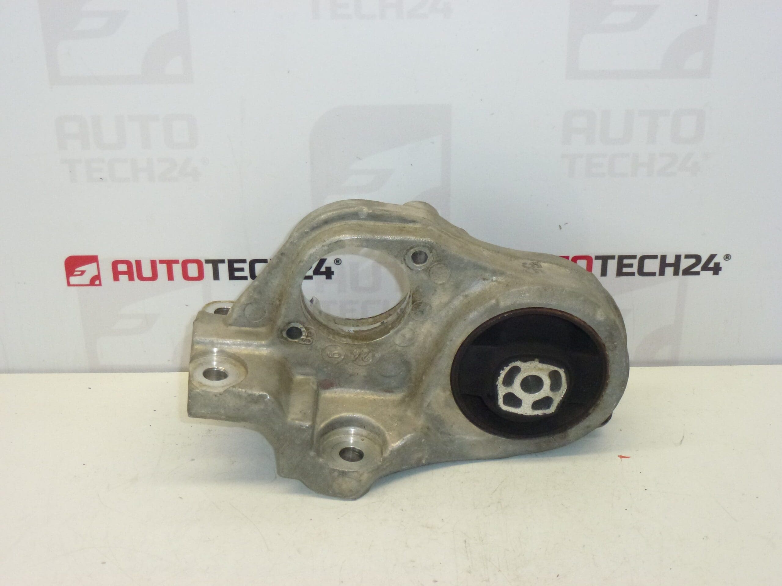 Стойка за полуоска Citroën Peugeot 9644772380 1807V3