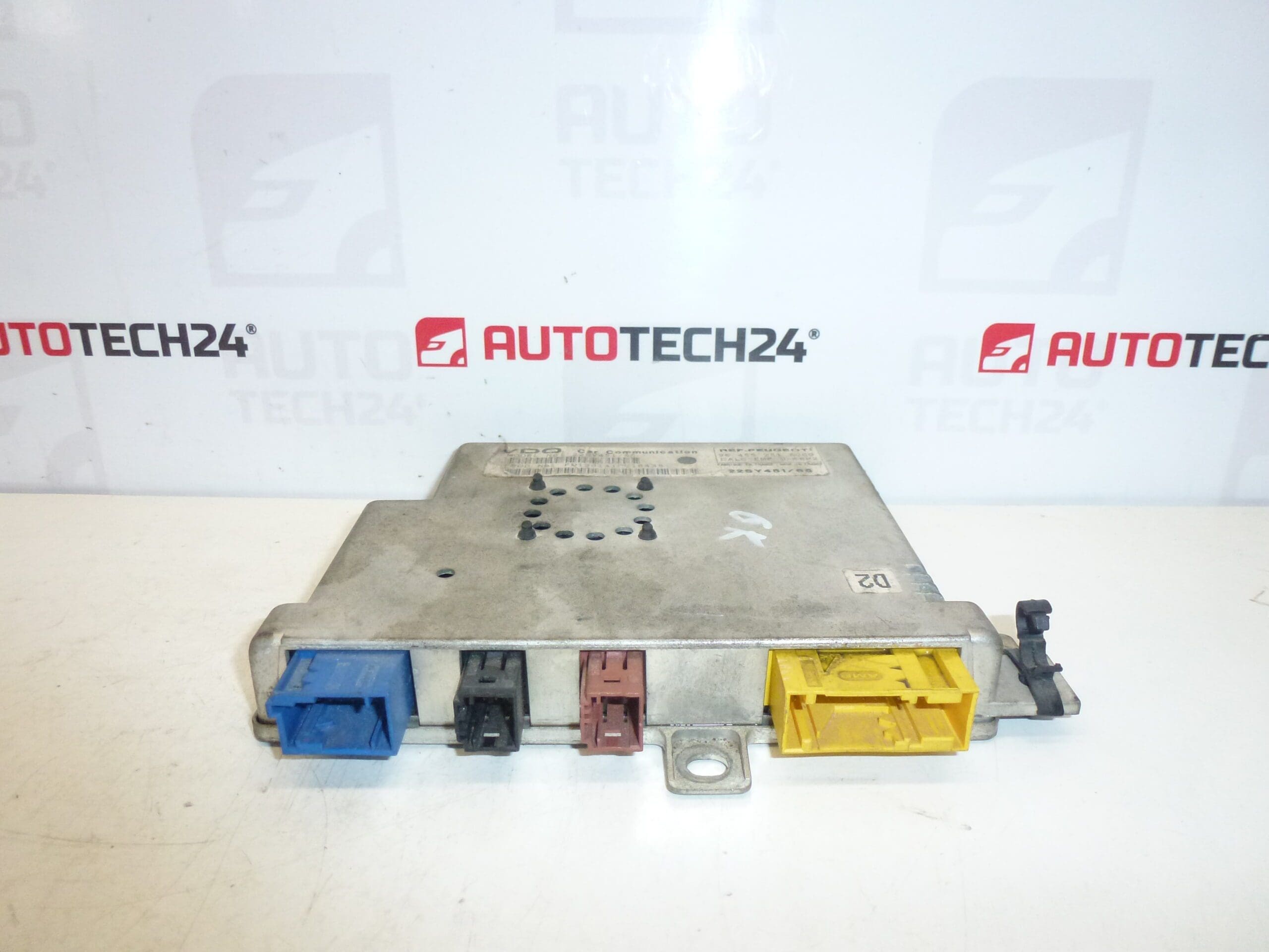 Комуникационен блок Citroën Peugeot 9645525180