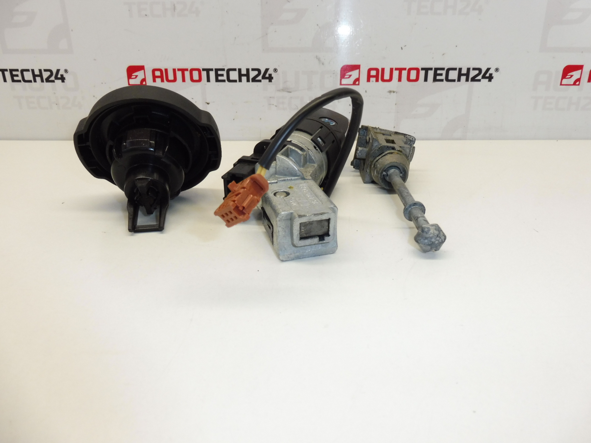 Комплект ключалки и 1 ключ Citroën Peugeot 4162KF 1609233980 1606423680