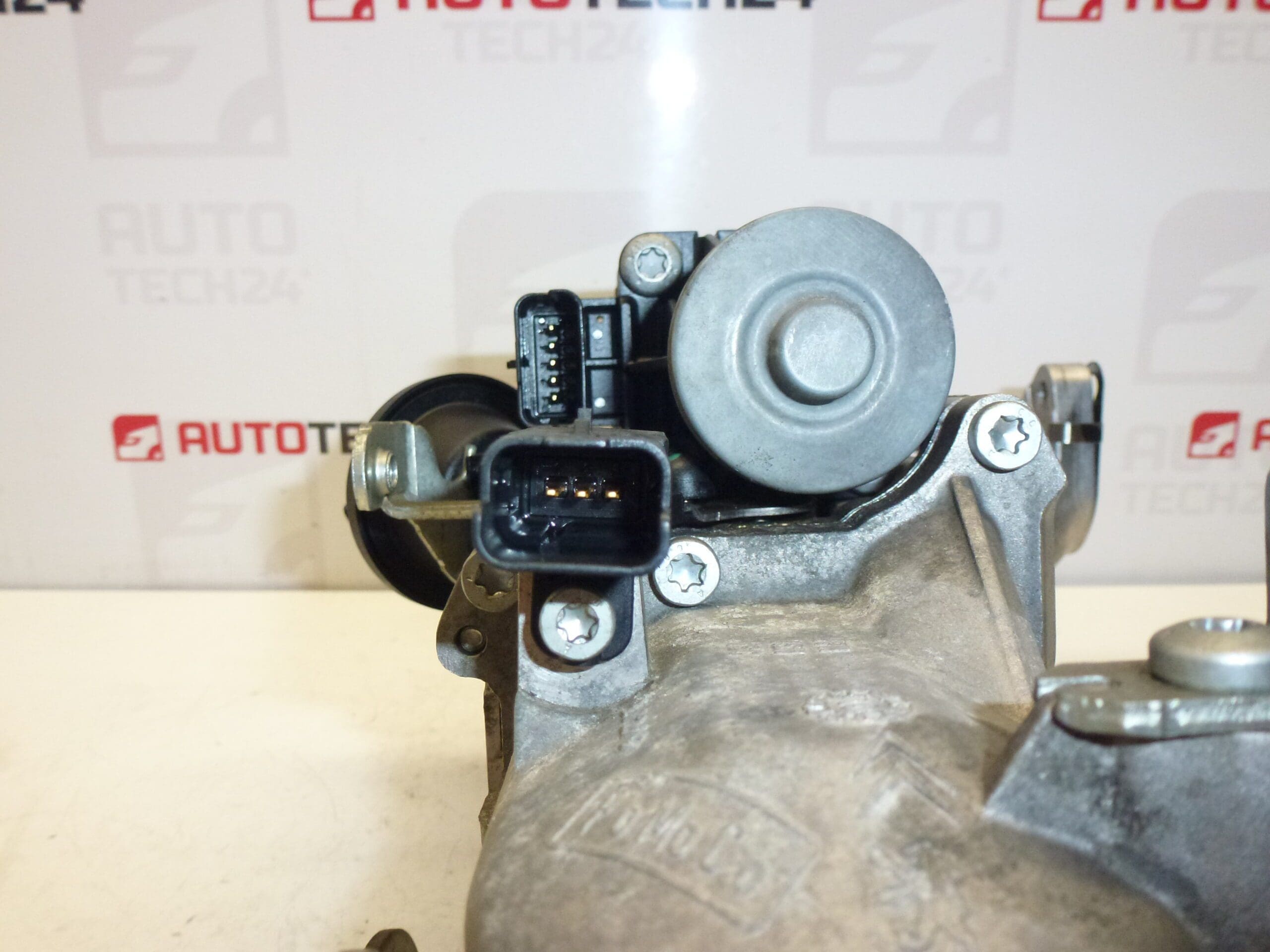 EGR клапан с датчик 1.4 HDI 1.6 HDI Citroën Peugeot 9671187780 1618LC