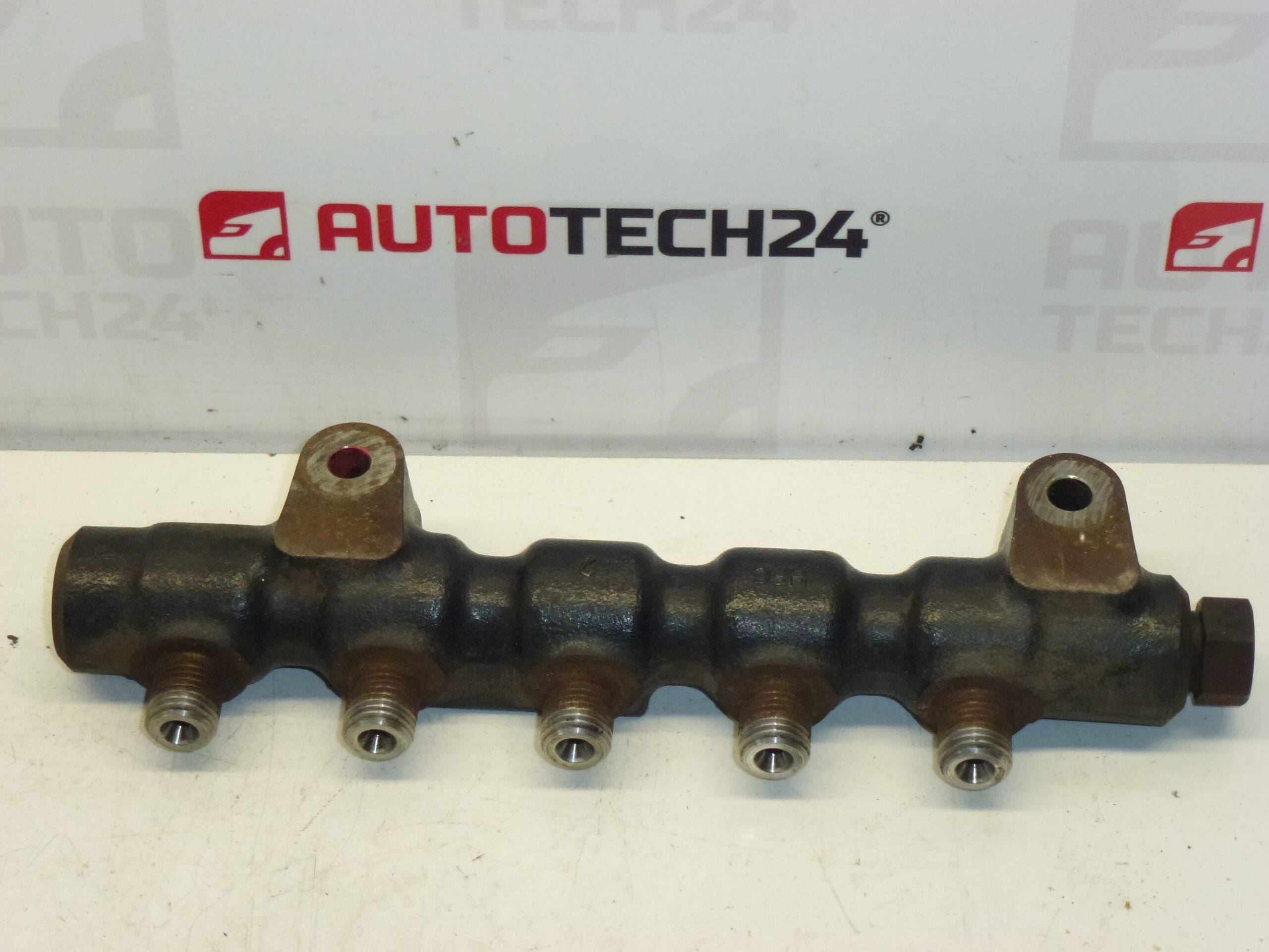 Железопътна линия 1.4 HDI 1.6 HDI Citroën Peugeot 9654592680 1570G2