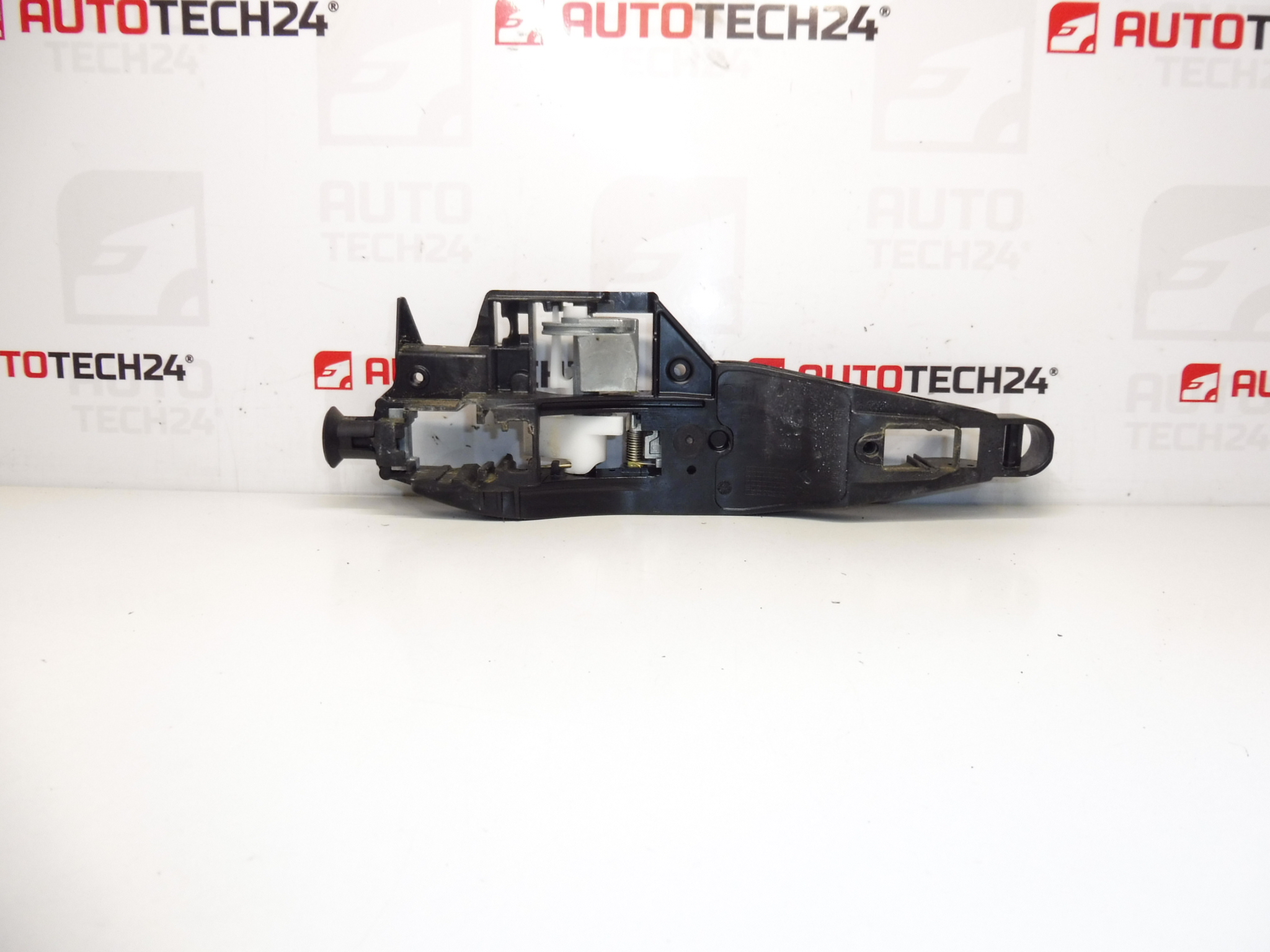 Citroën C3 Picasso закрепване на дръжката на задната лява врата 9109E8