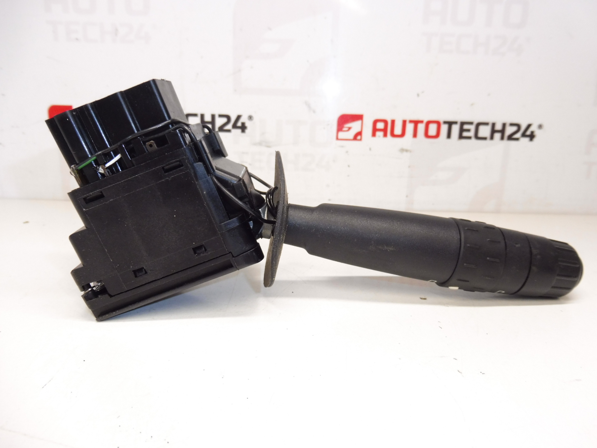 Контролер за осветление Citroën Peugeot 96251931ZL 625368