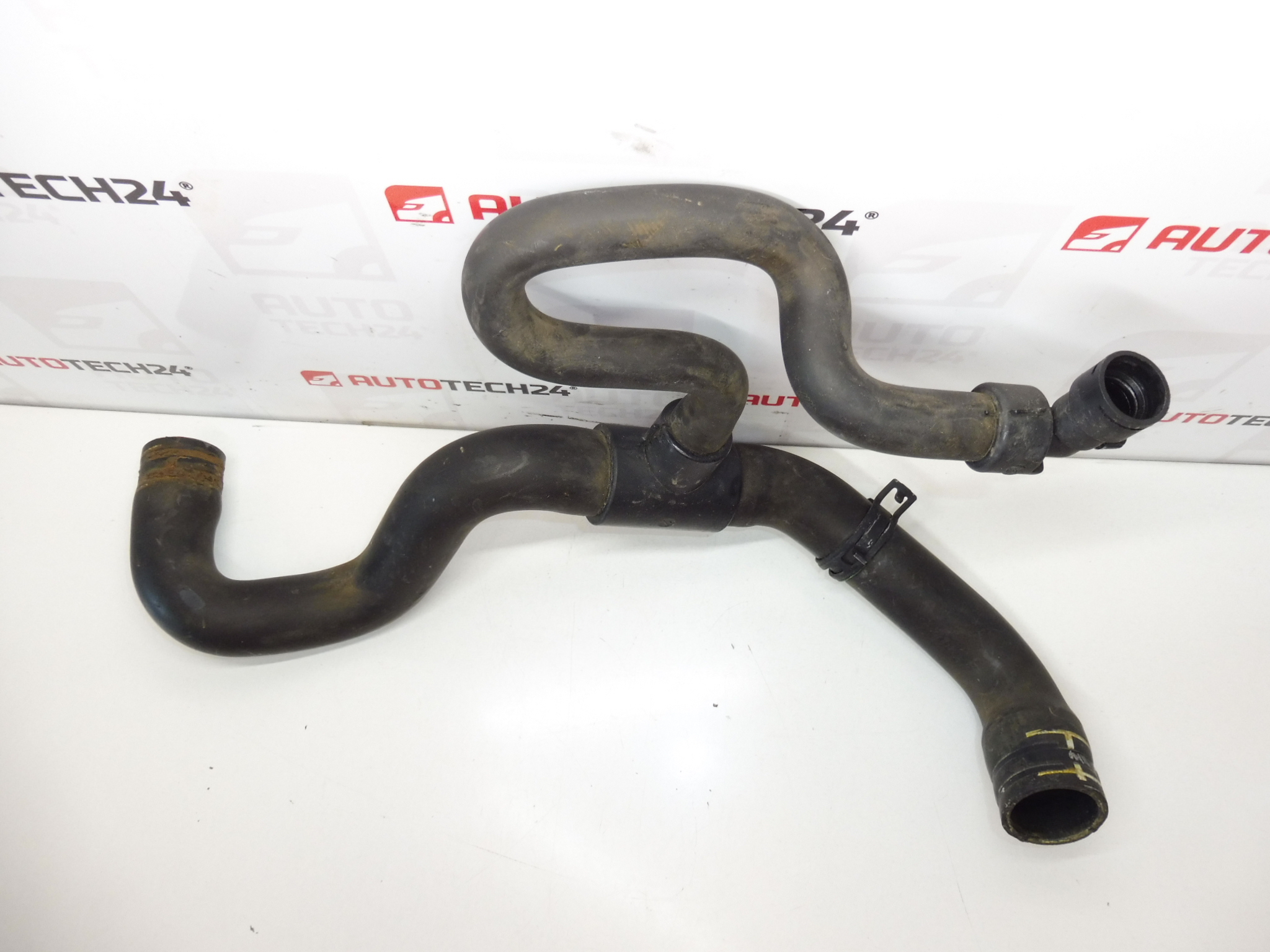 Маркуч за вода Citroën Peugeot 2.0 HDI 1351HW