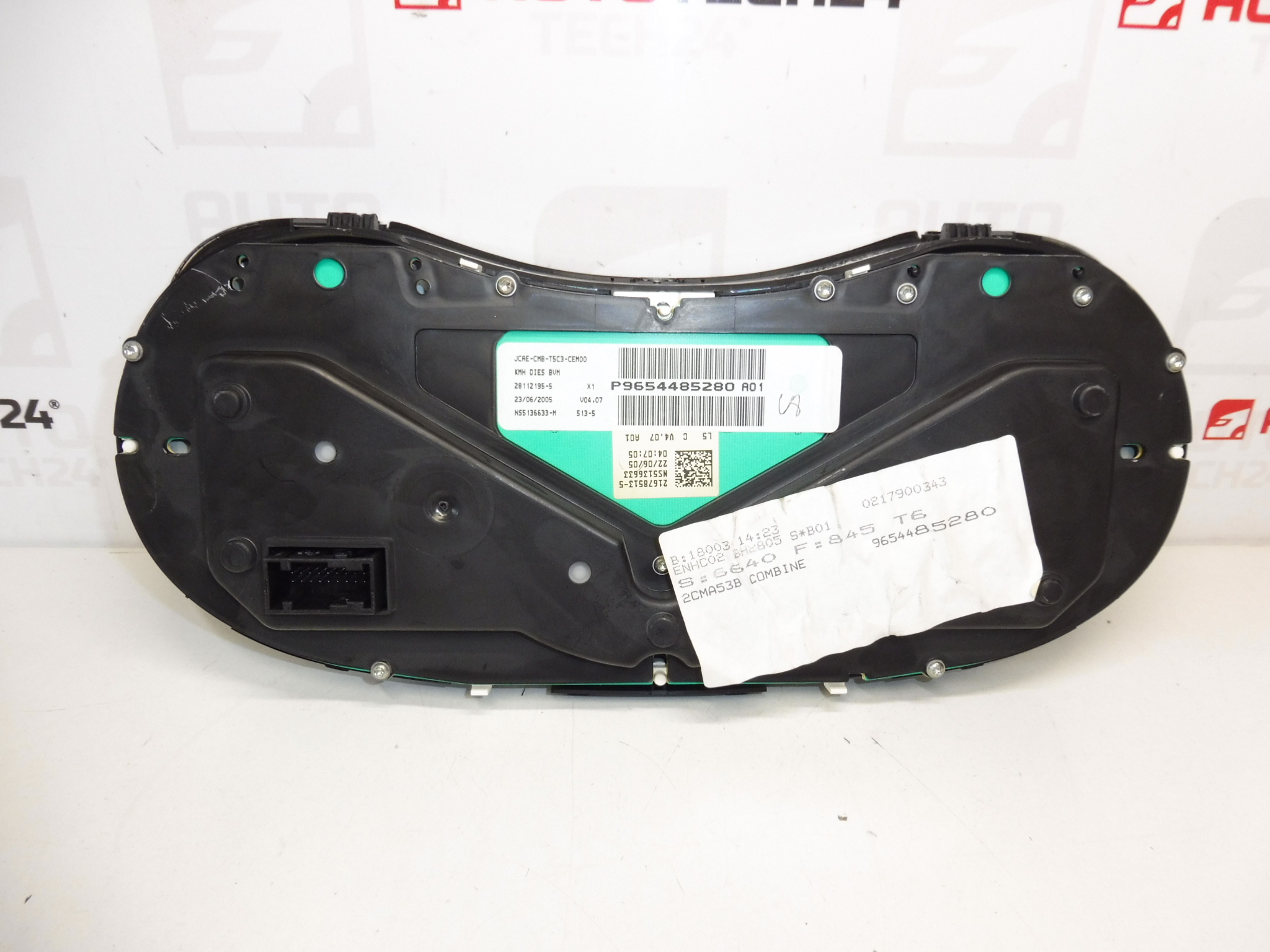 Скоростомер пробег 272420 км Peugeot 307 9654485280 6106N4