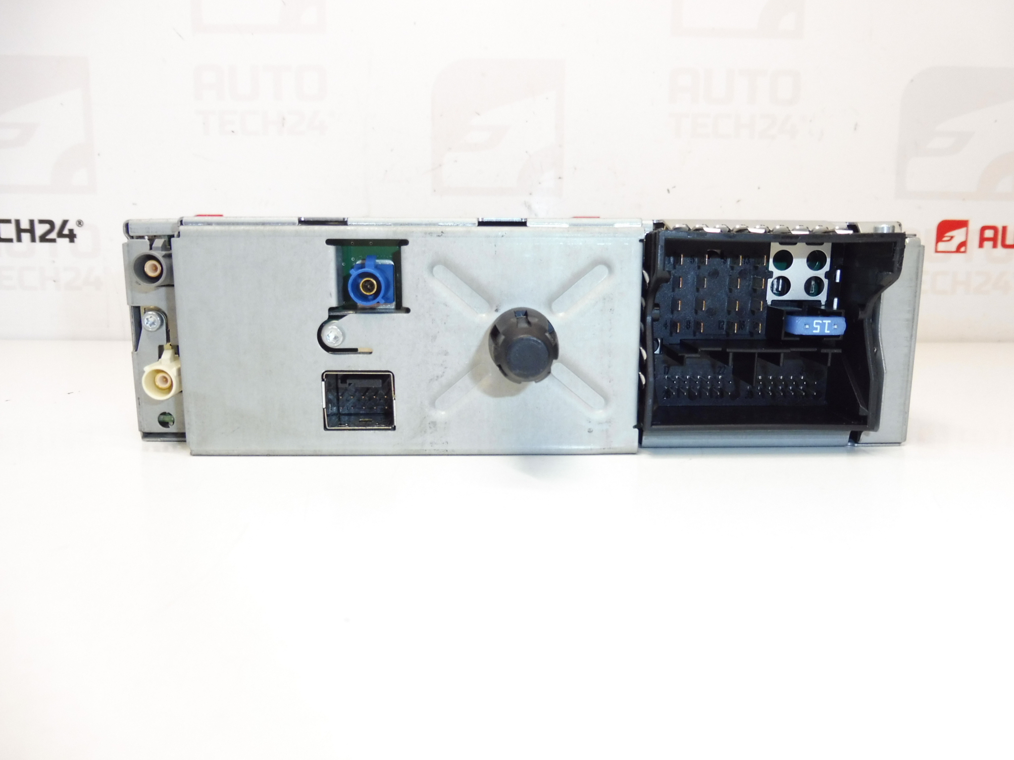 Радио за кола Harman Becker RNEG 96751717XT 16064748XT 16095886XT